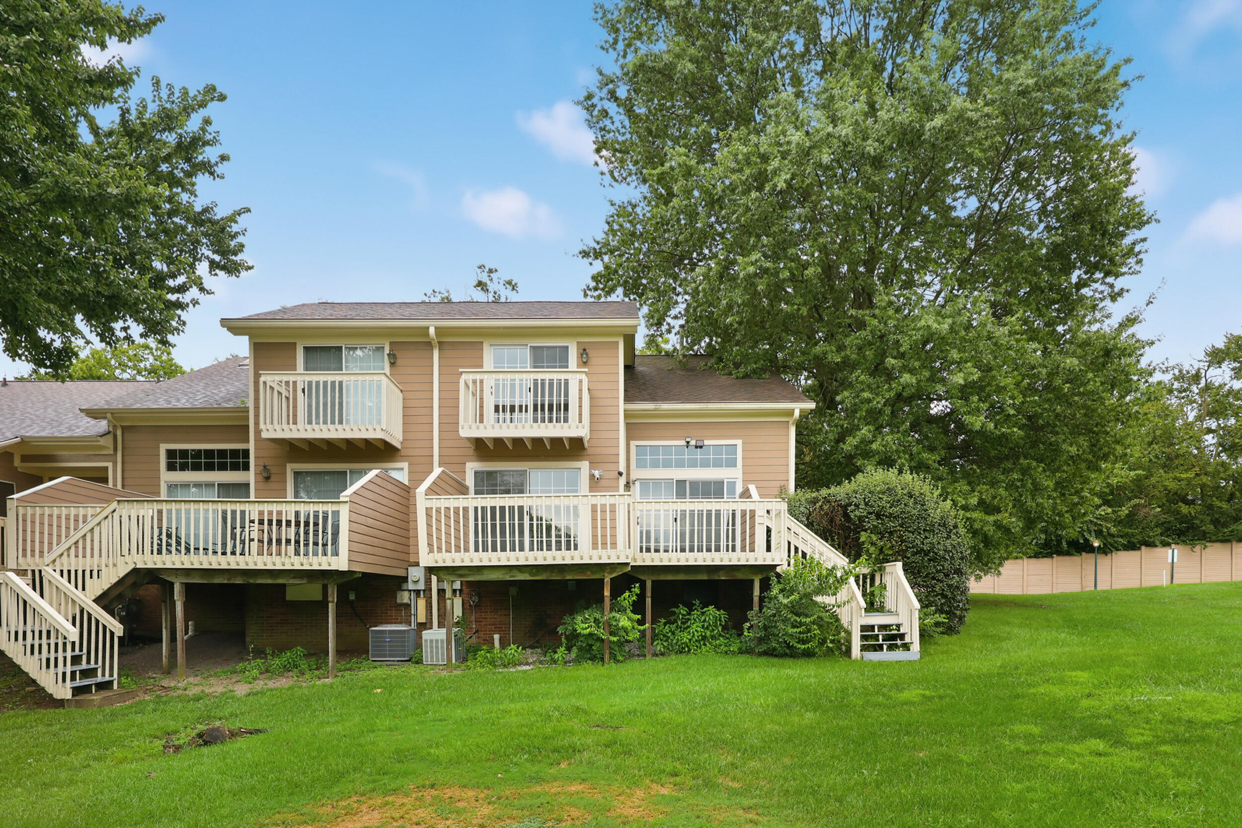 1851 Bridgestone Drive Property Photo 33