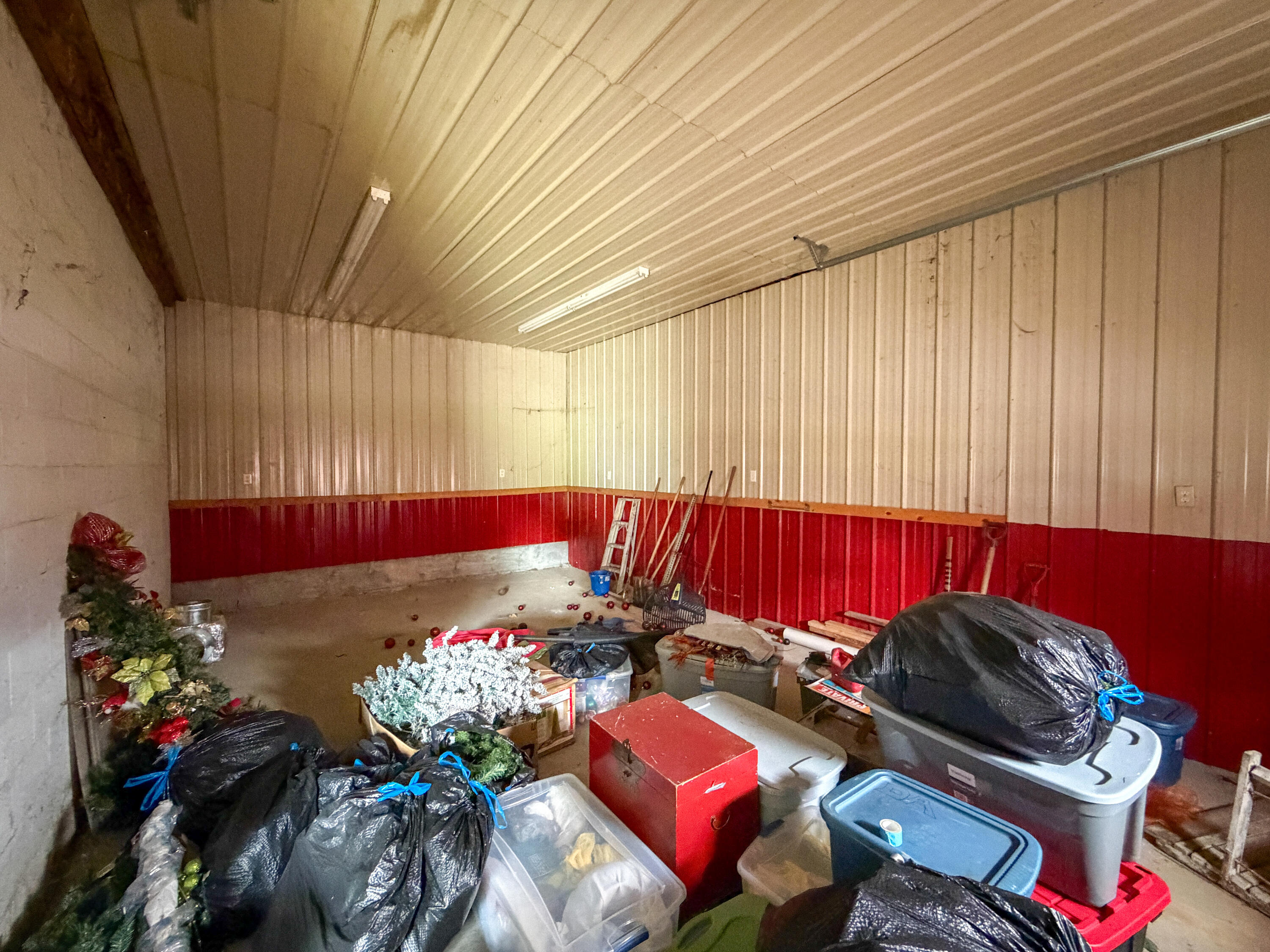 2085 Ky 718 Property Photo 15