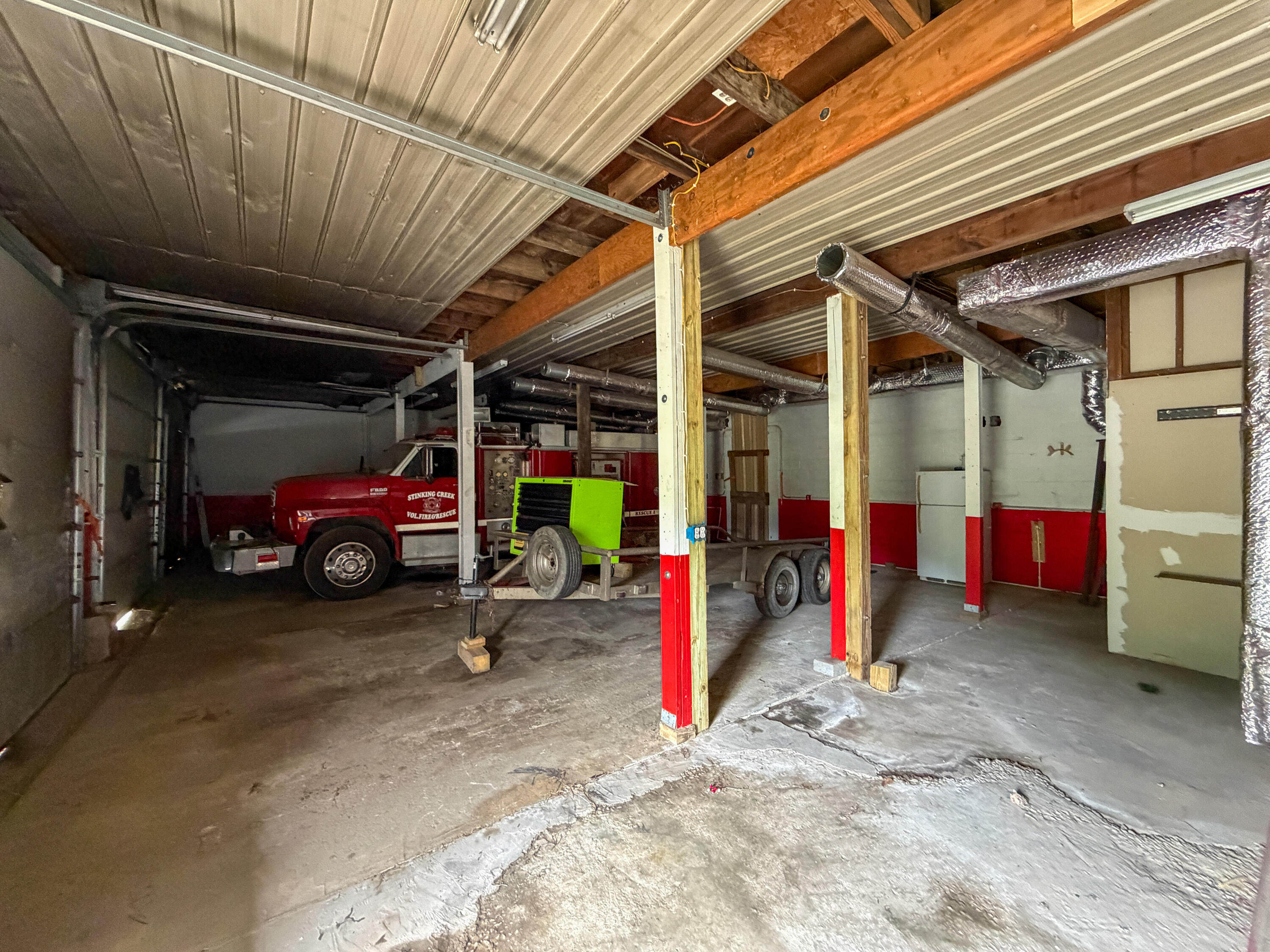 2085 Ky 718 Property Photo 17