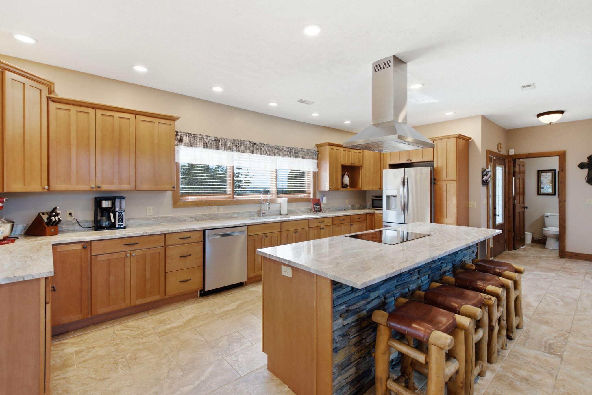 112 Lovers Leap Road Property Photo 16