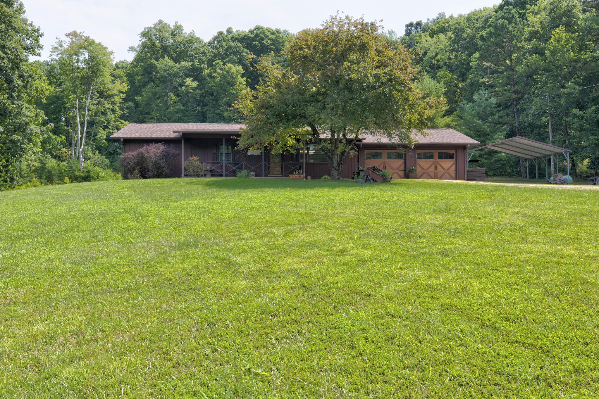 3425 Ky-986 Property Photo 7
