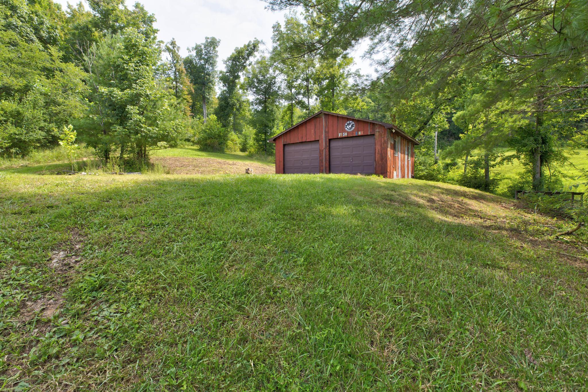 3425 Ky-986 Property Photo 41