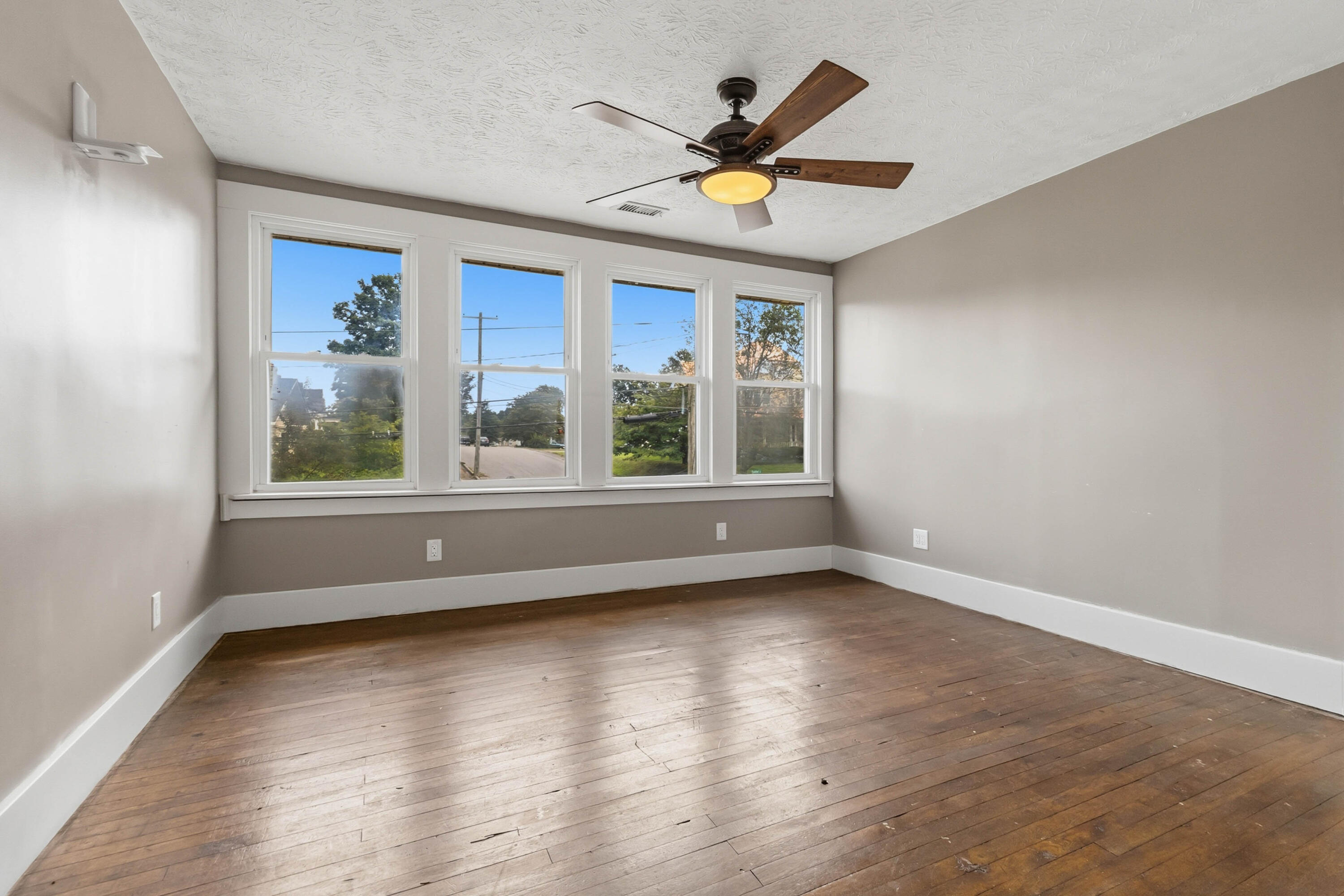 138 Crawford Avenue Property Photo 33