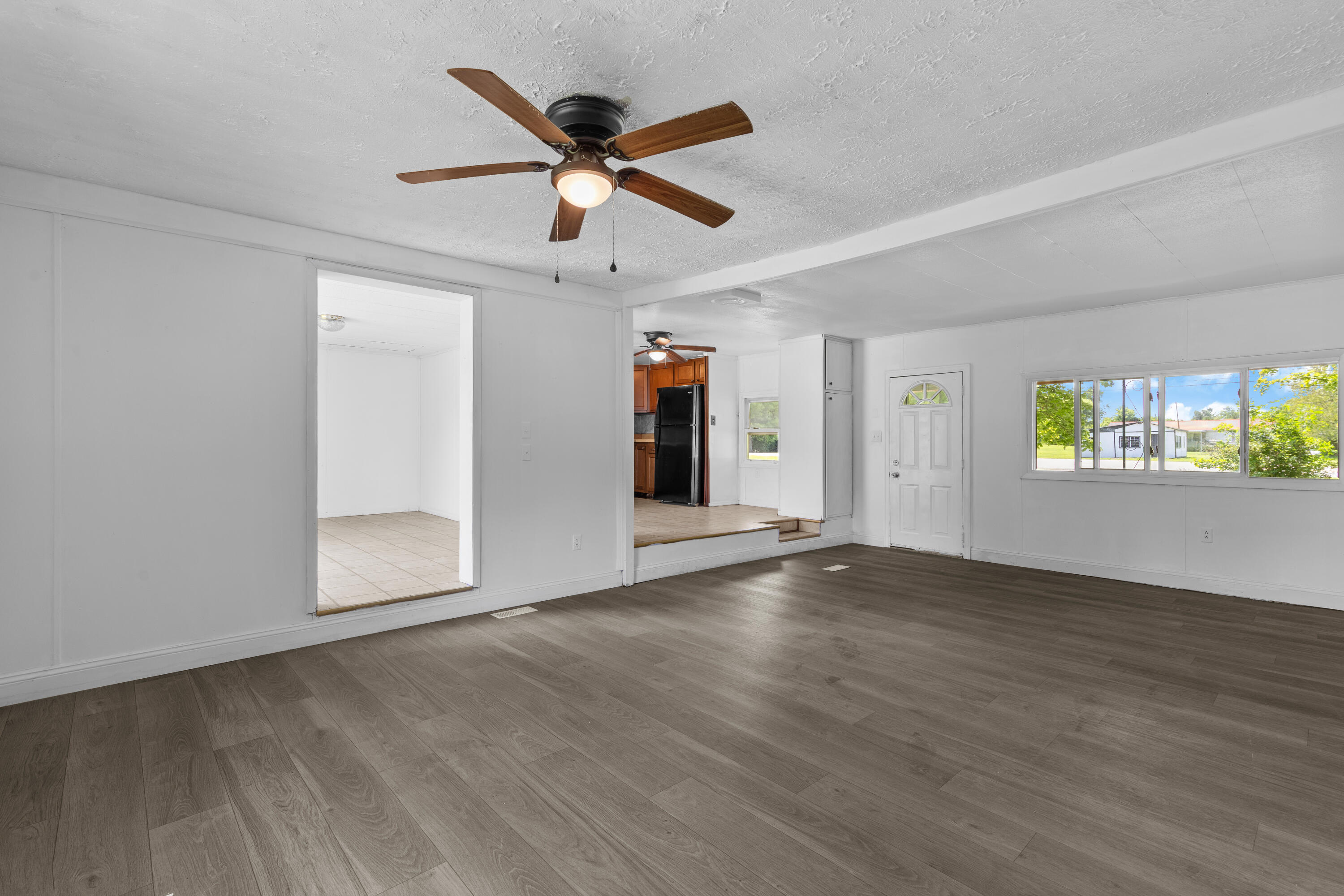 7911 Morehead Road Property Photo 13