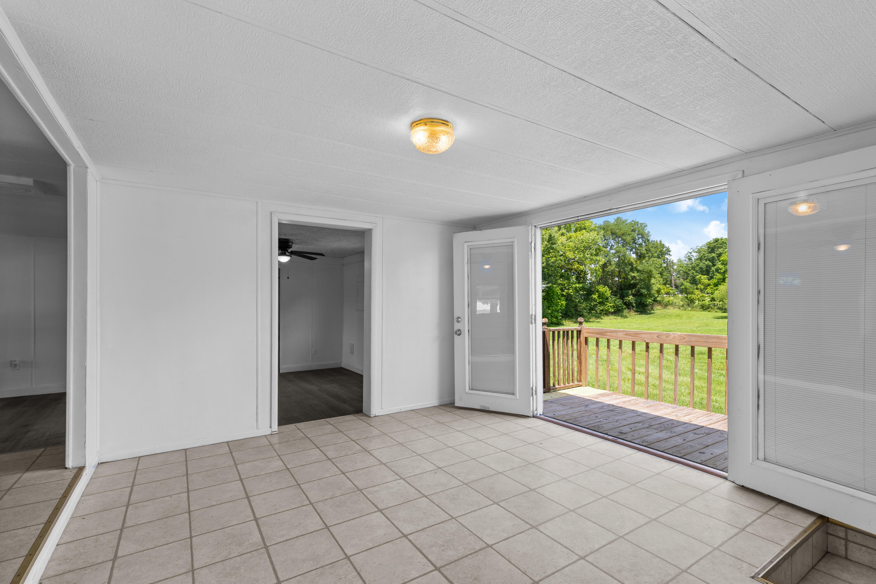 7911 Morehead Road Property Photo 17