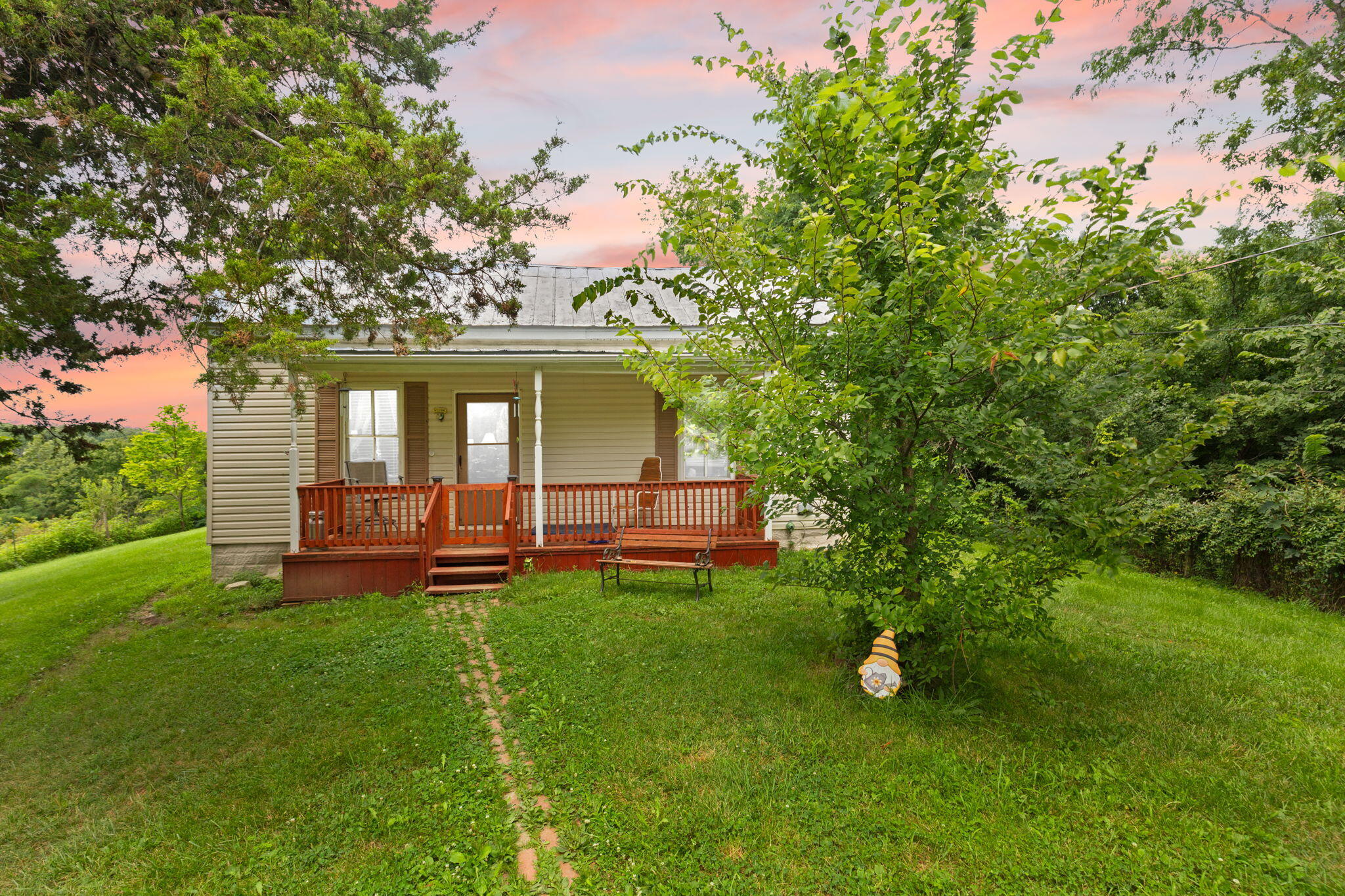400 N Dividing Ridge Road Property Photo 1