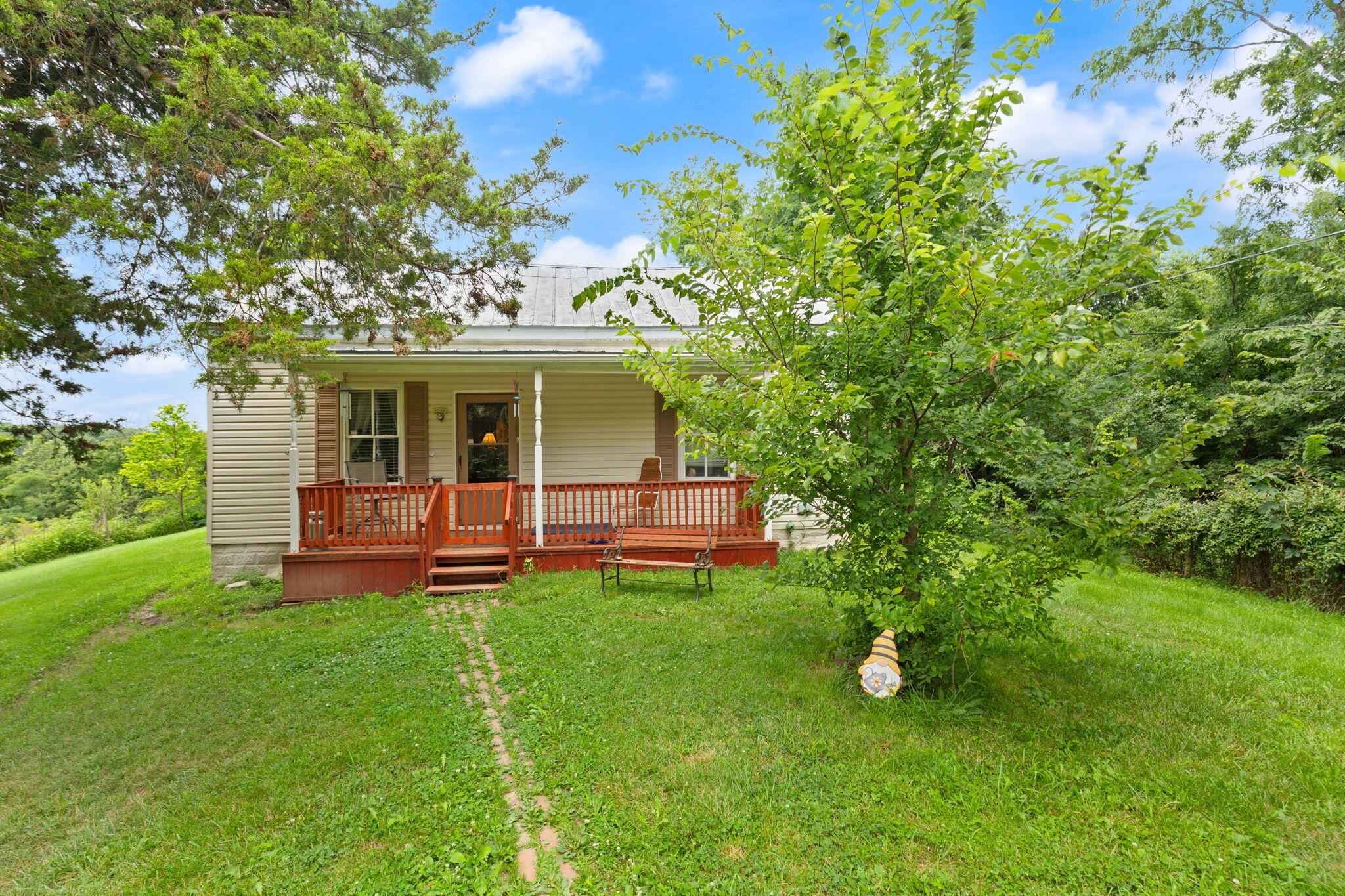 400 N Dividing Ridge Road Property Photo 3