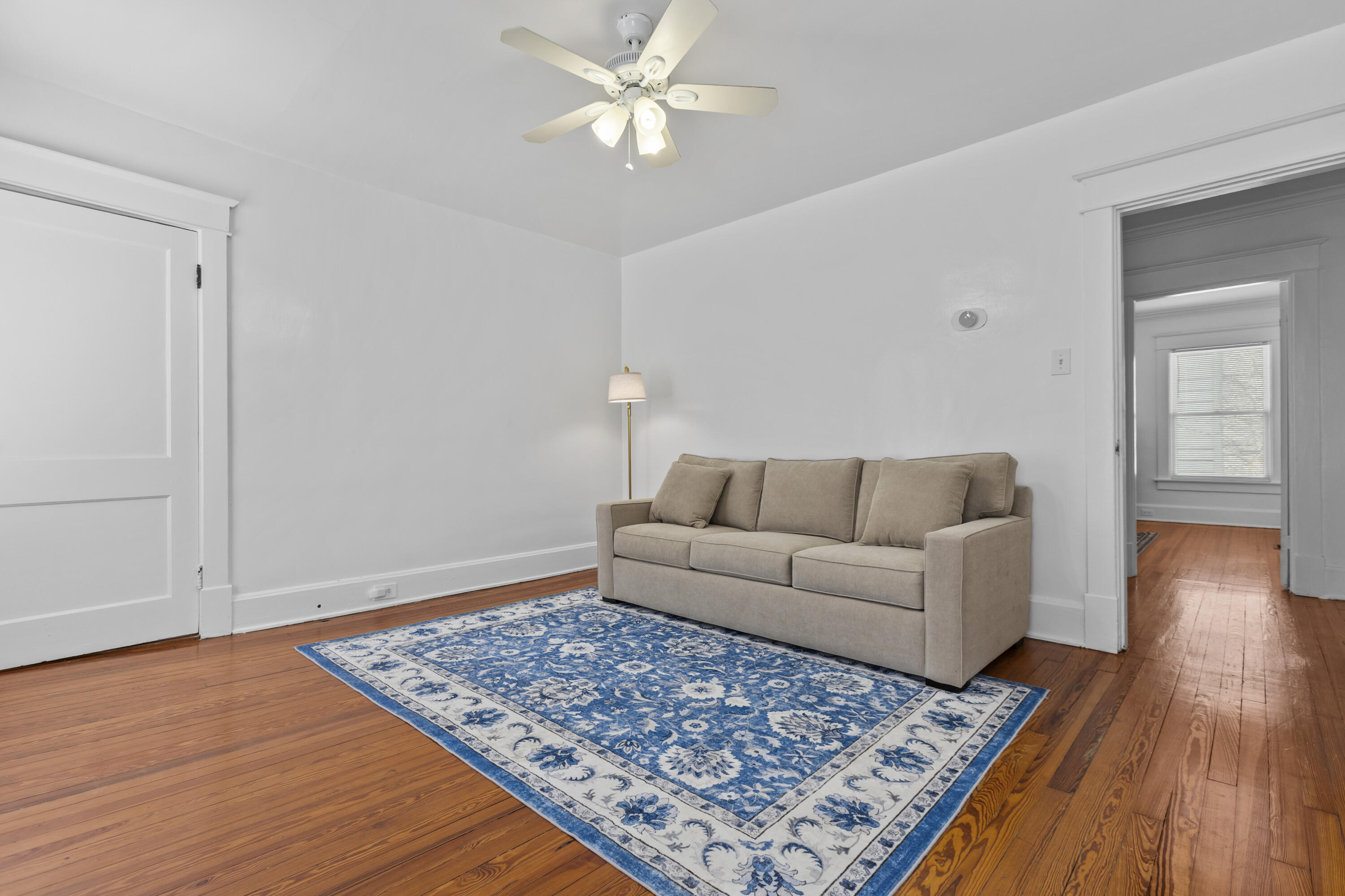 109 N Ashland Avenue Property Photo 19