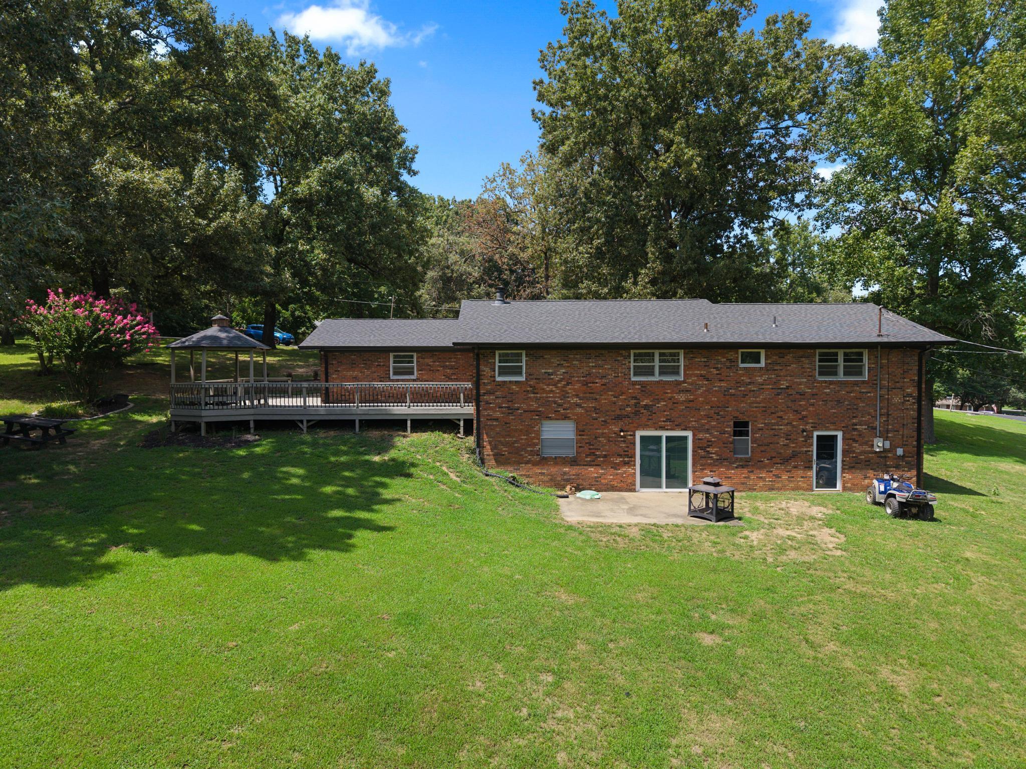 359 Ironwood Drive Property Photo 3