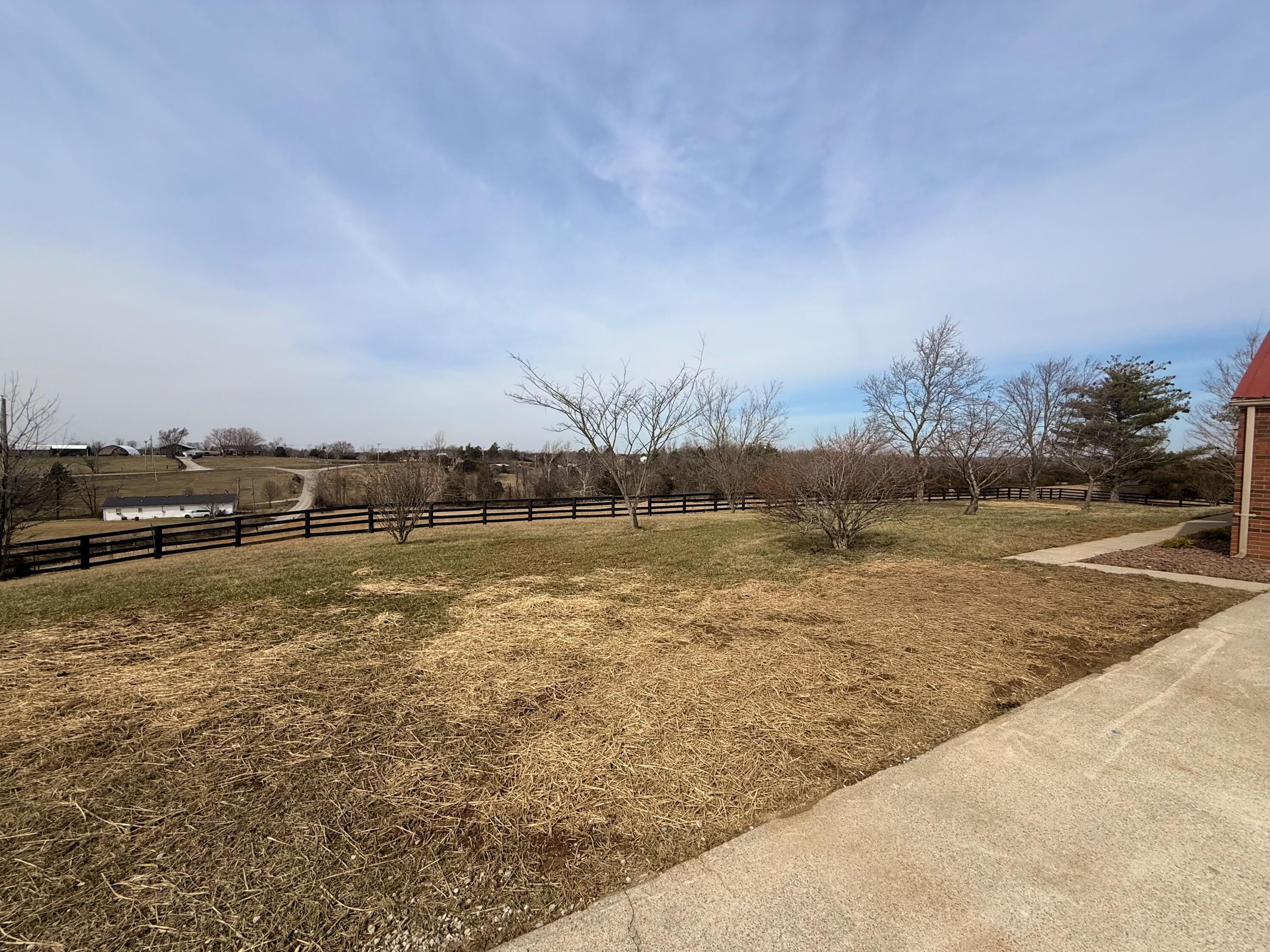 131 Monday Lane Property Photo 4