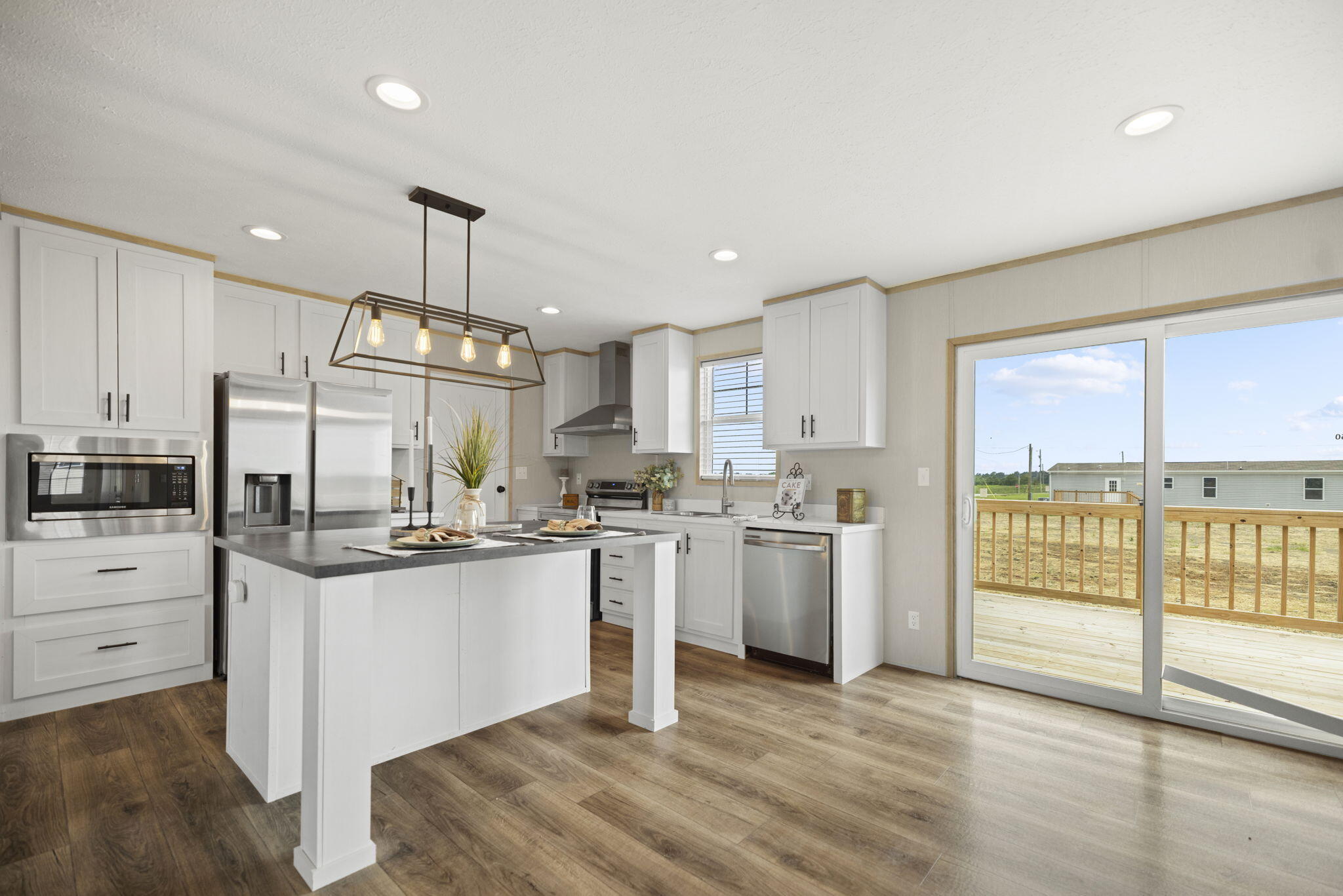 25 Wolf Bend Property Photo 9