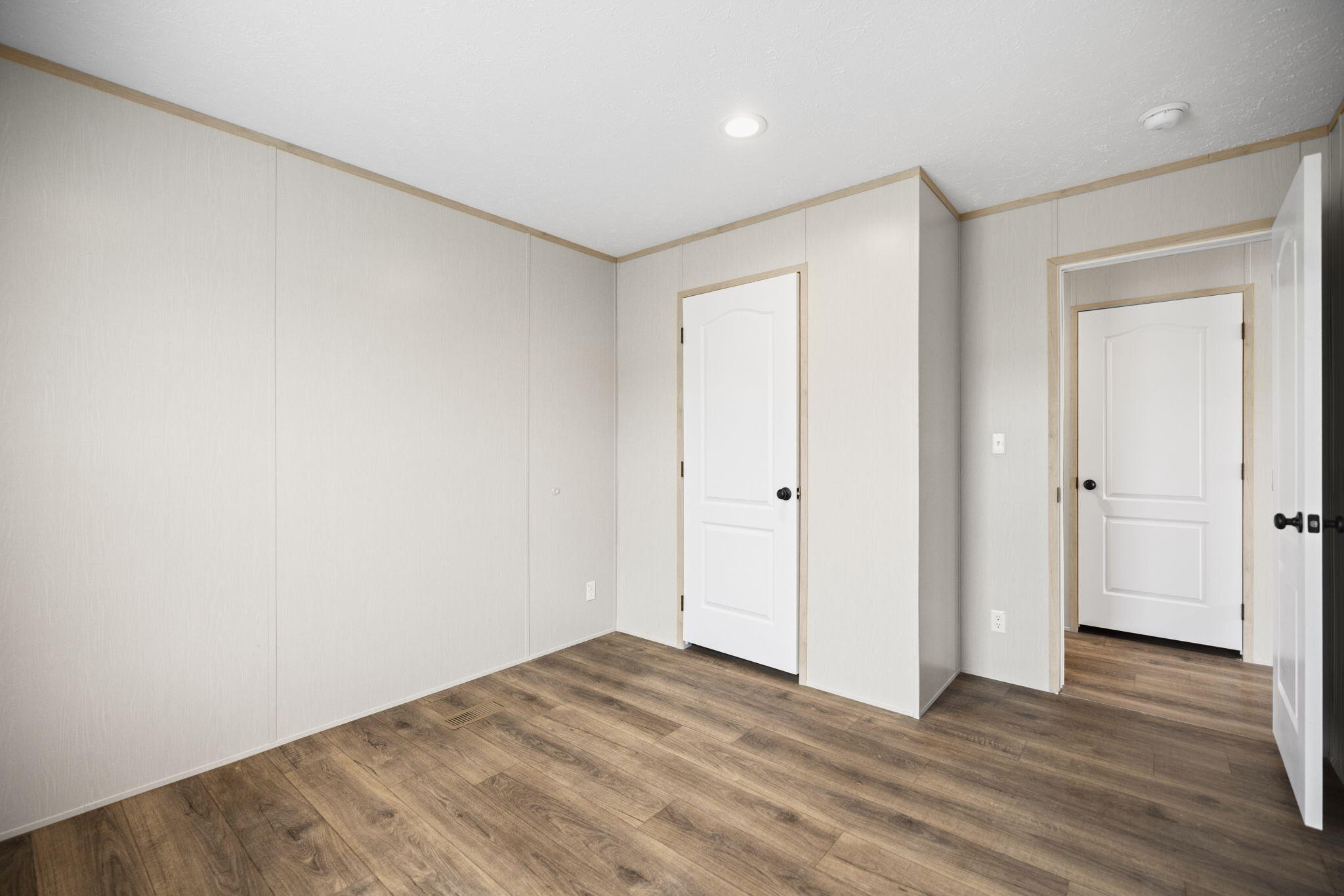 25 Wolf Bend Property Photo 18