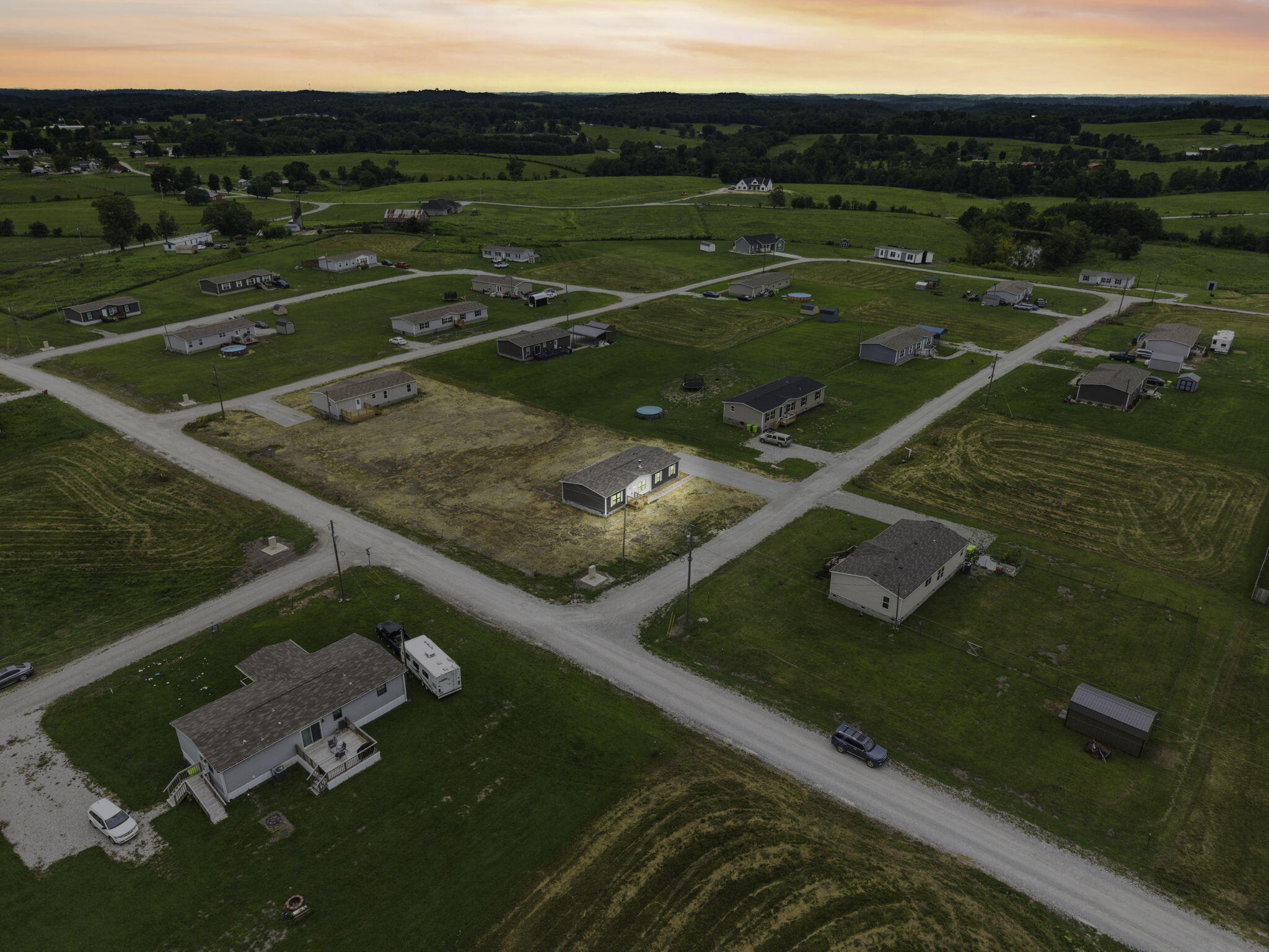 25 Wolf Bend Property Photo 32