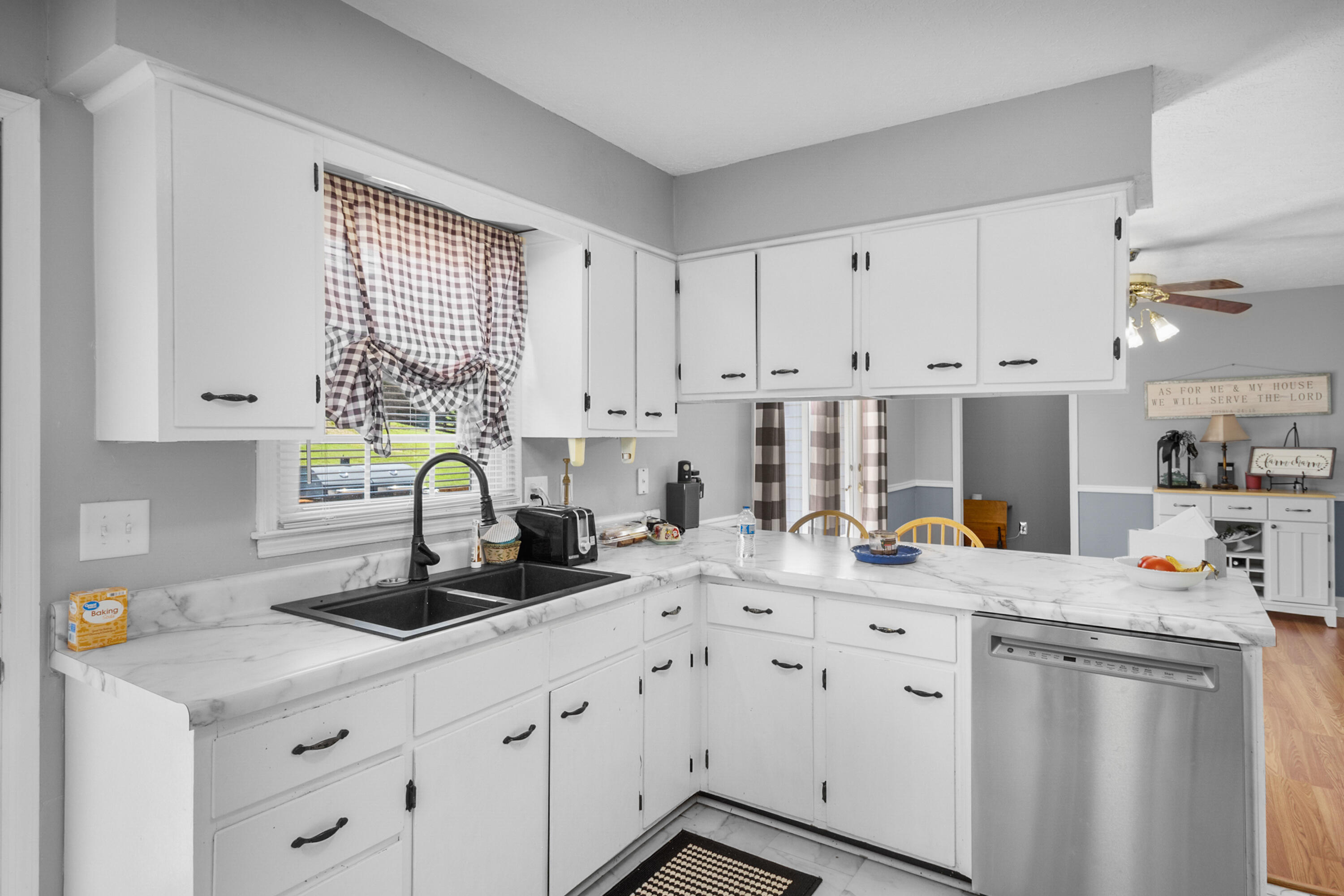 11031 Us-421 Property Photo 12