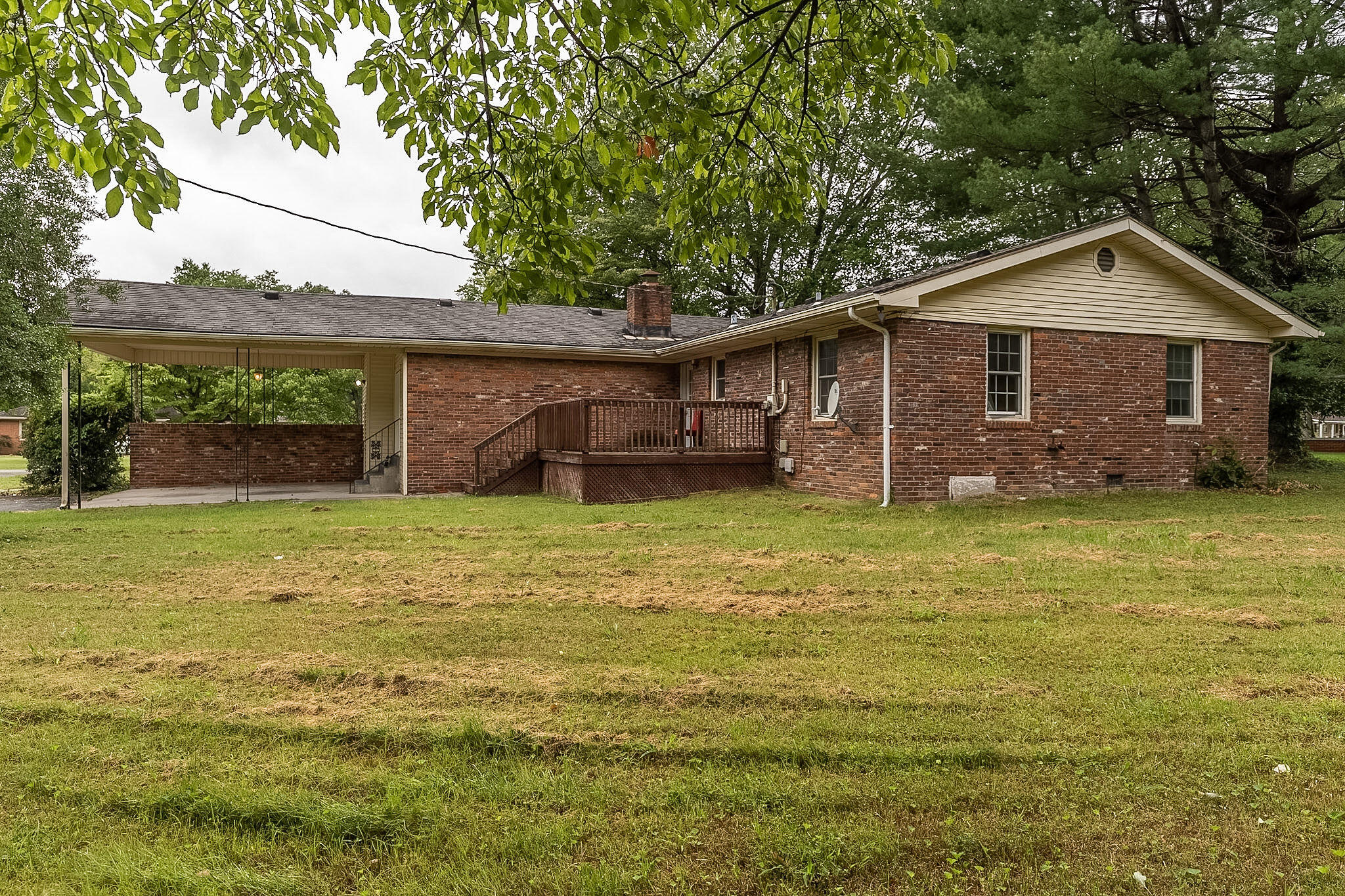 207 Marietta Drive Property Photo 4