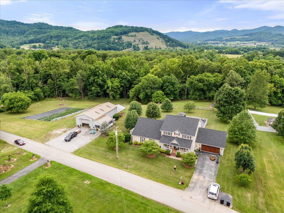 6985 Old Mountain Ash Pike Property Photo 1