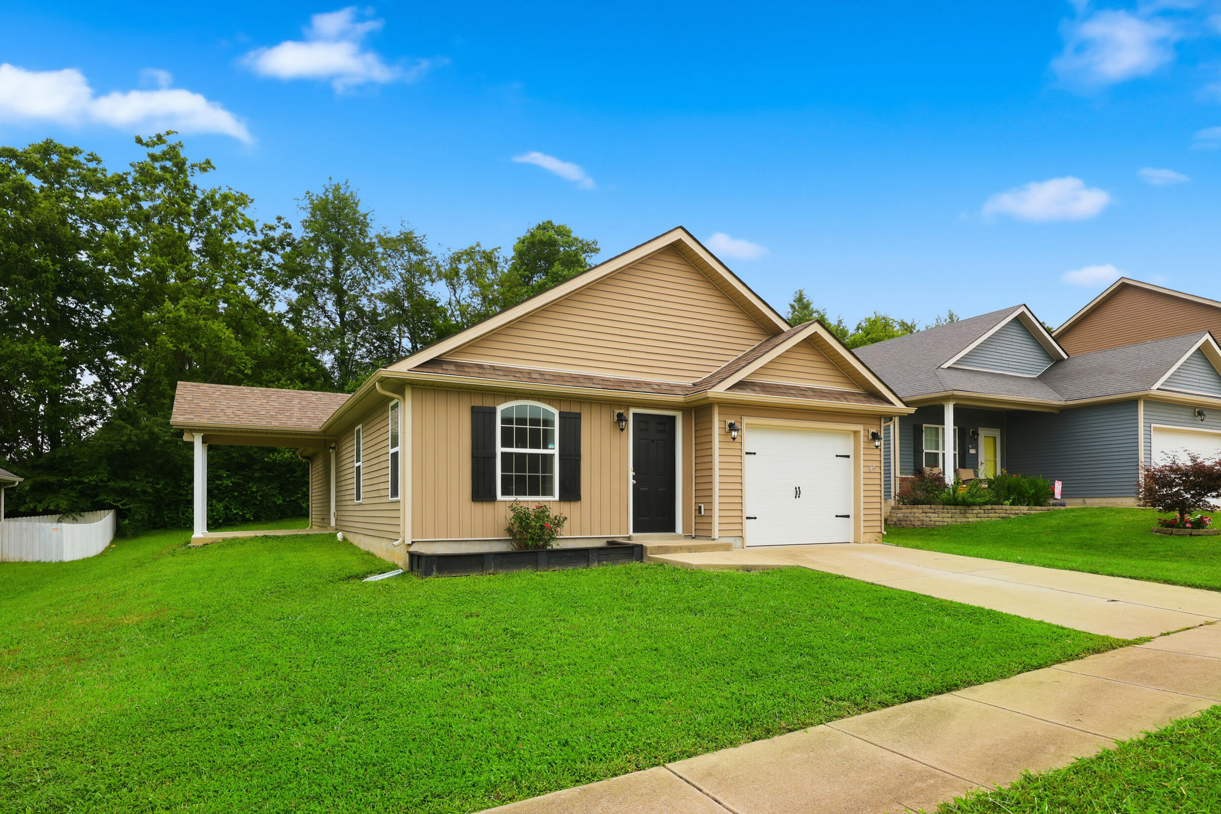 132 John Davis Drive Property Photo 4