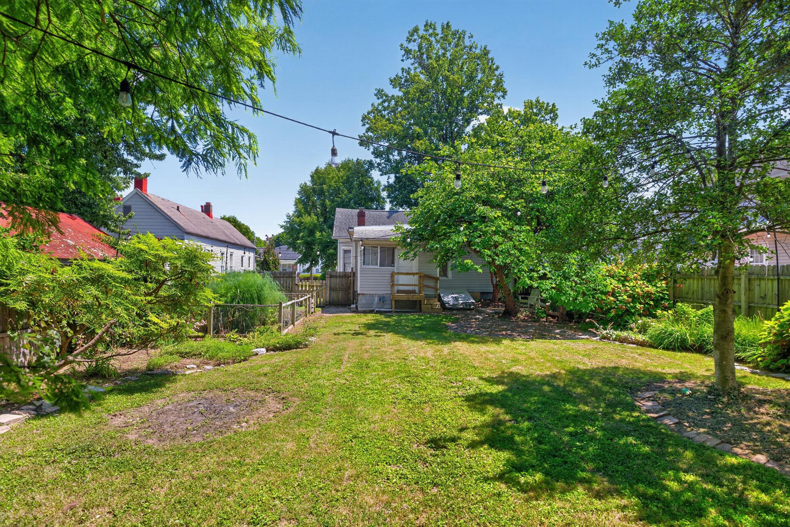 155 N Hanover Avenue Property Photo 25