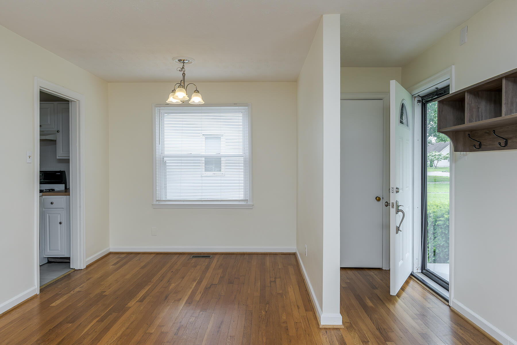 649 Mitchell Avenue Property Photo 3