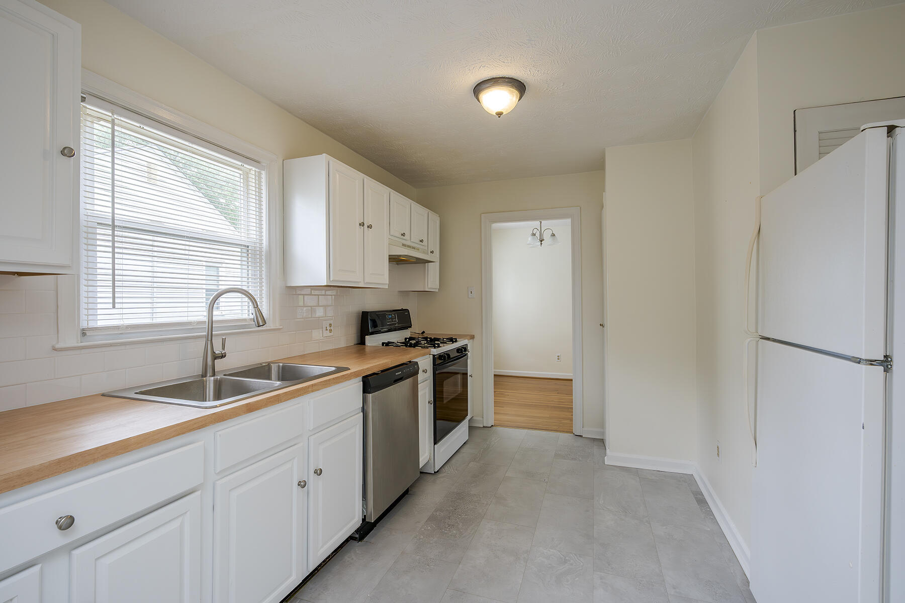 649 Mitchell Avenue Property Photo 7