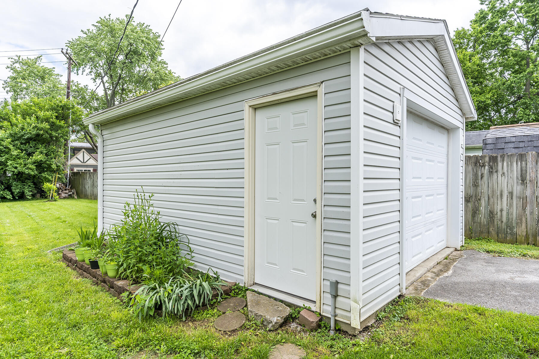 649 Mitchell Avenue Property Photo 23