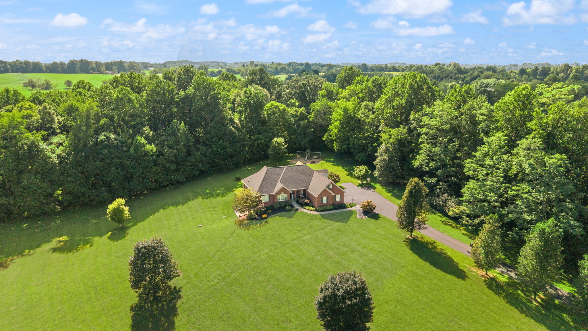 332 Bridle Run Property Photo 29