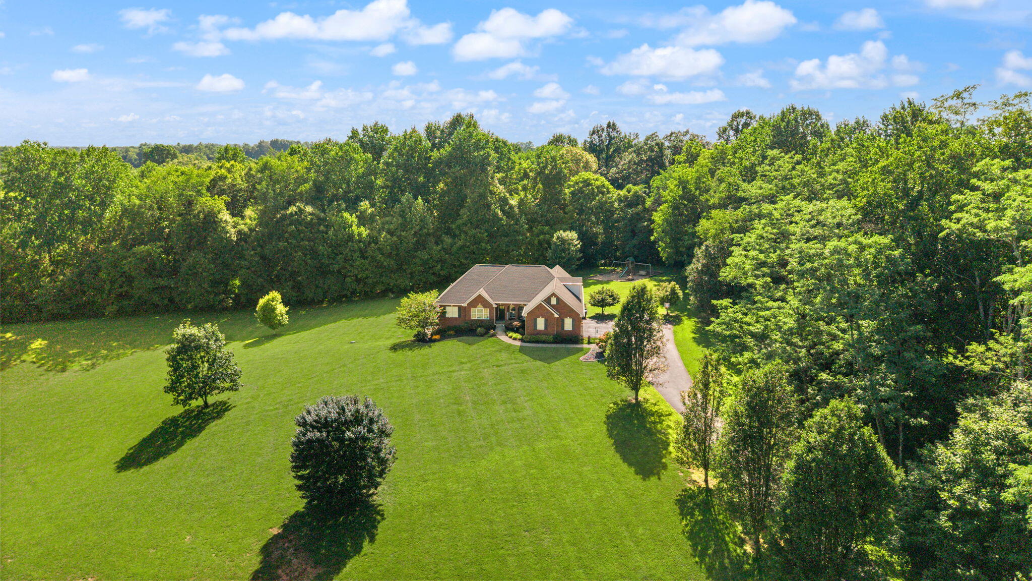 332 Bridle Run Property Photo 30