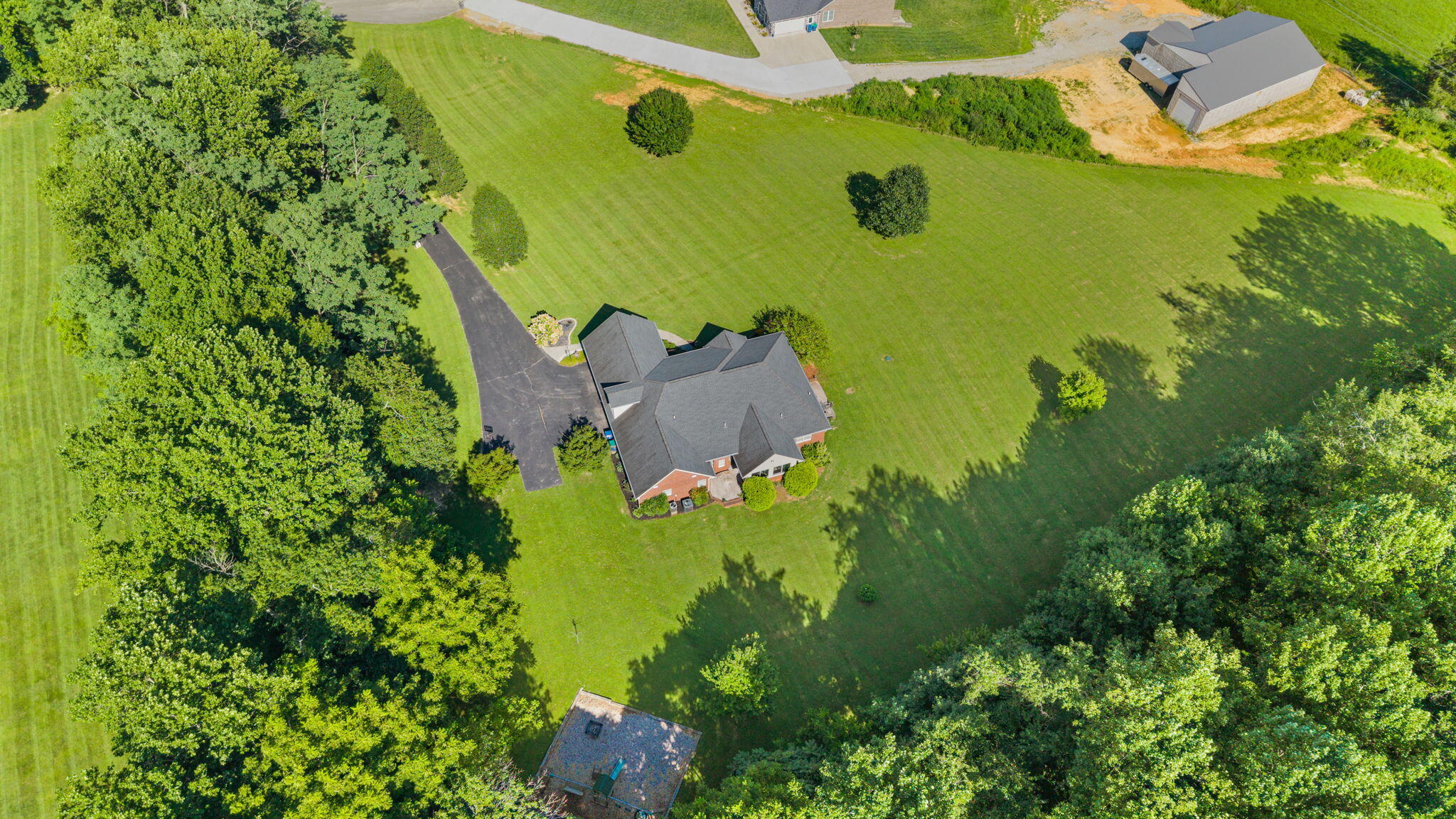 332 Bridle Run Property Photo 32