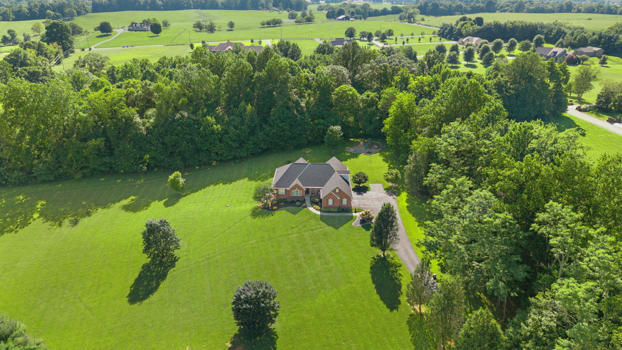 332 Bridle Run Property Photo 34