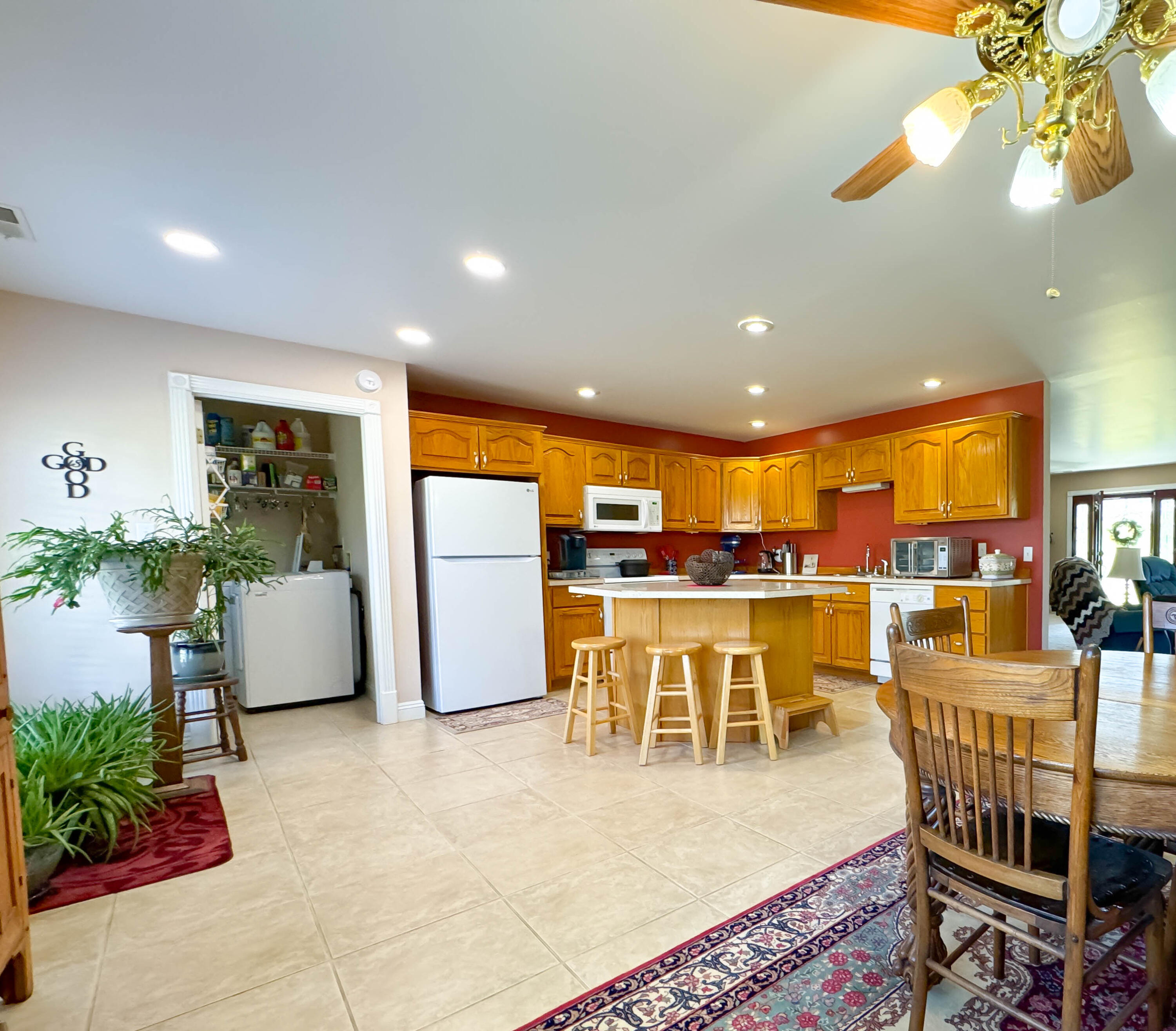 309 Park Lane Property Photo 16