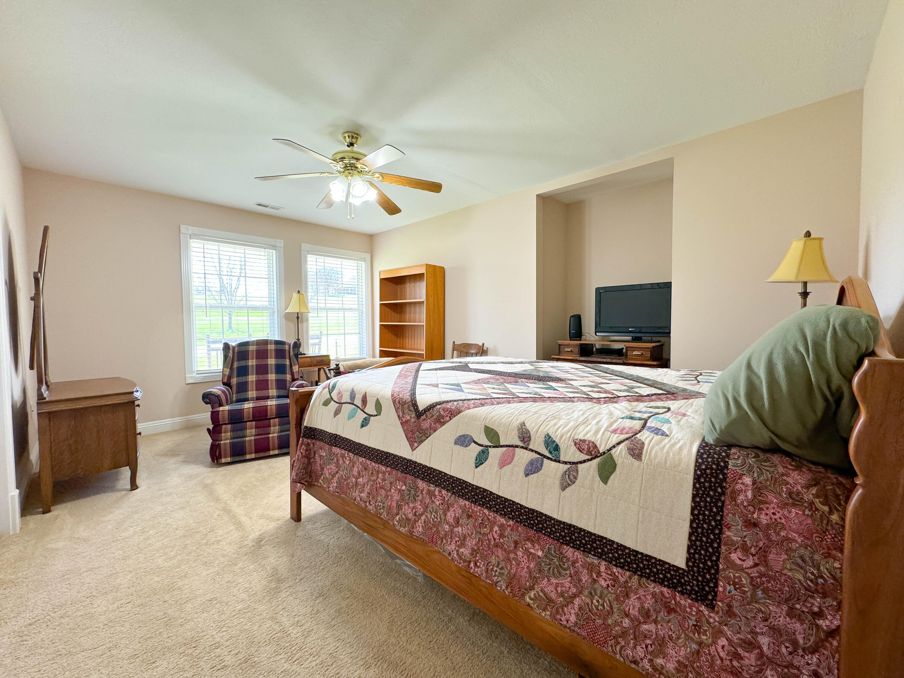 309 Park Lane Property Photo 25
