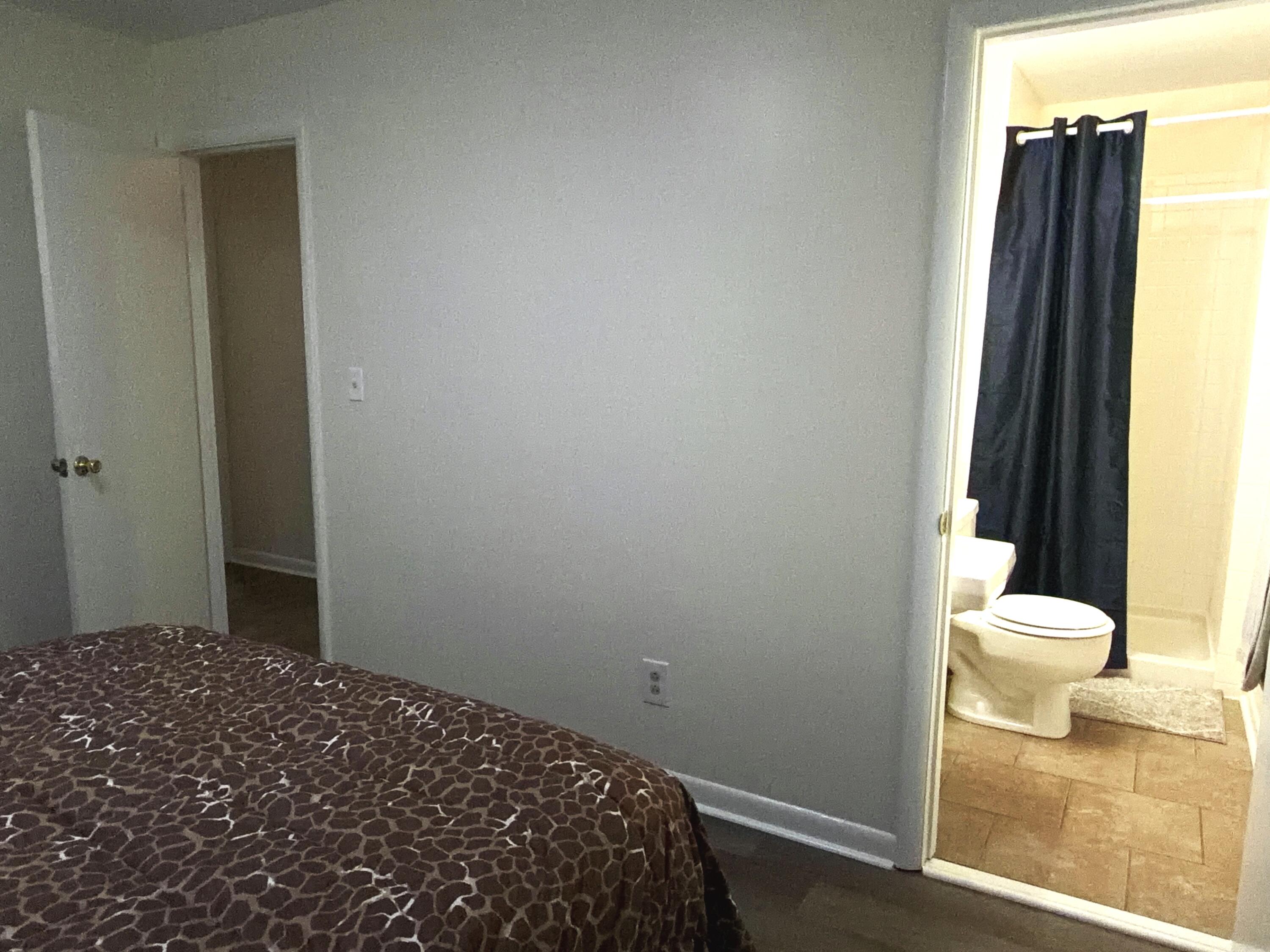 910 Springmont Drive Property Photo 27