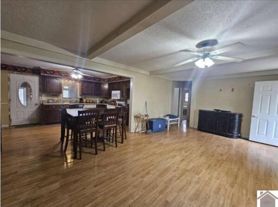 823 Sunset Drive Property Photo 5