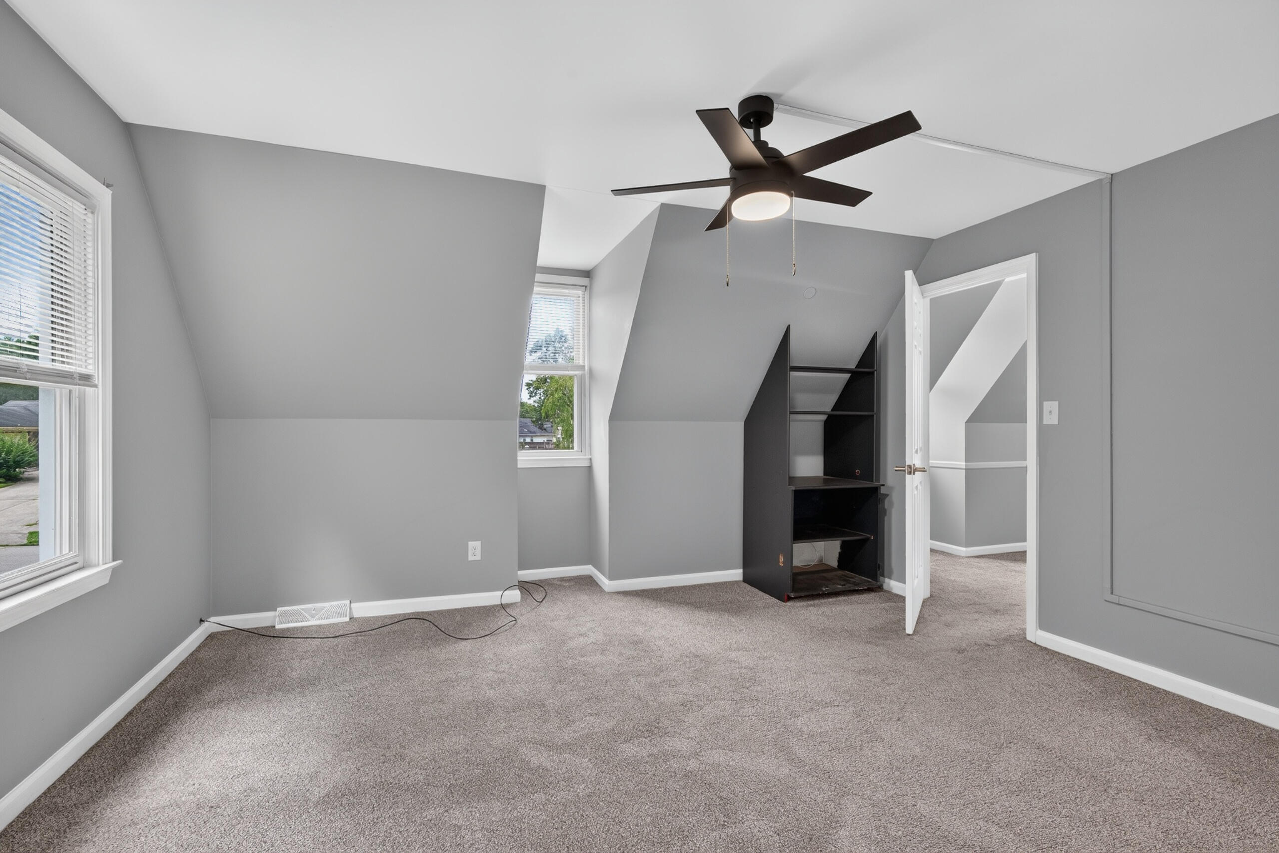 3905 Sundart Drive Property Photo 25