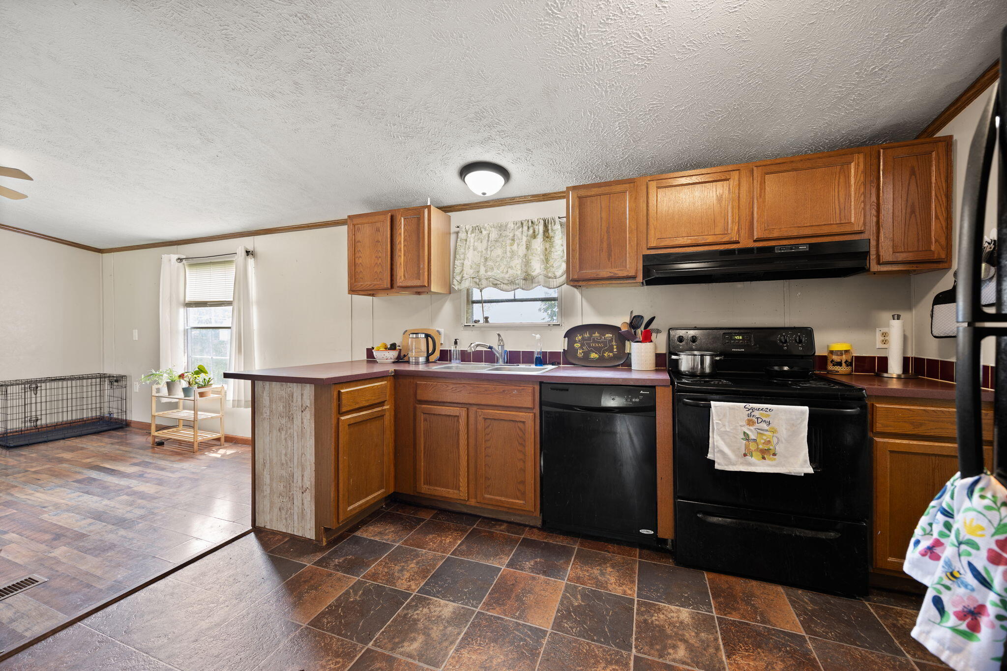 301 Jessica Circle Property Photo 13