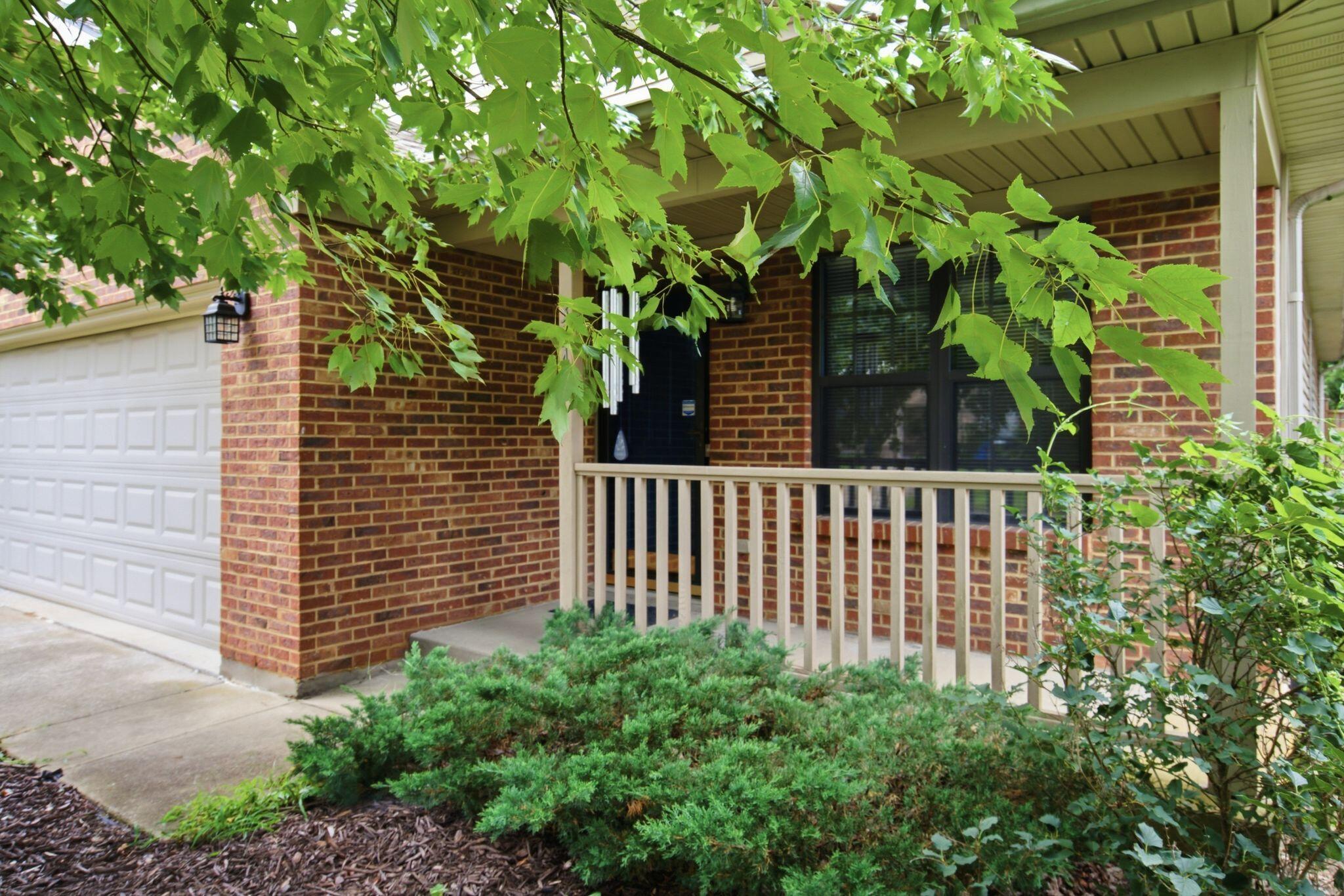 3341 Squire Creek Way Property Photo 3