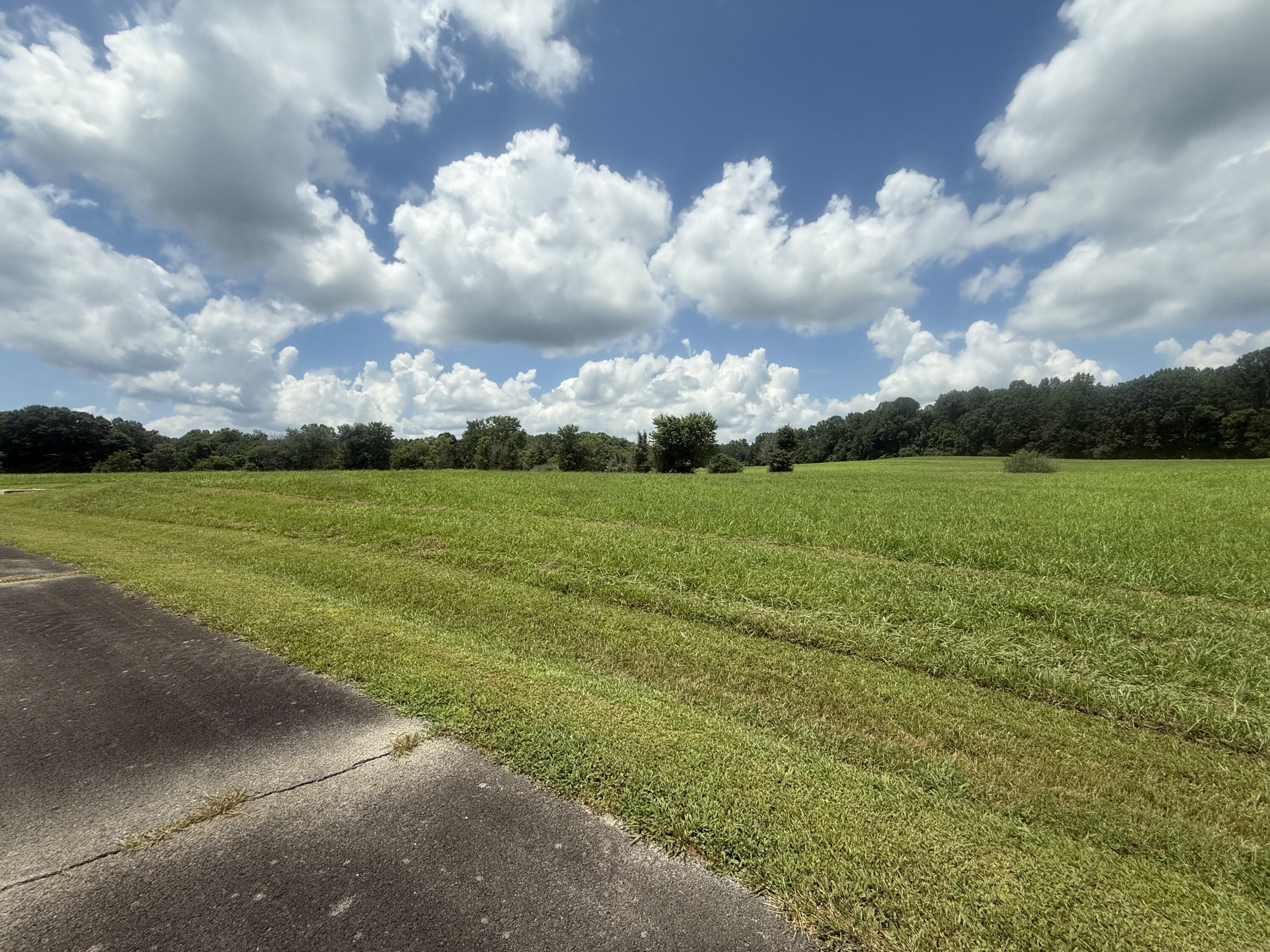 88 Peninsula Boulevard Property Photo 7