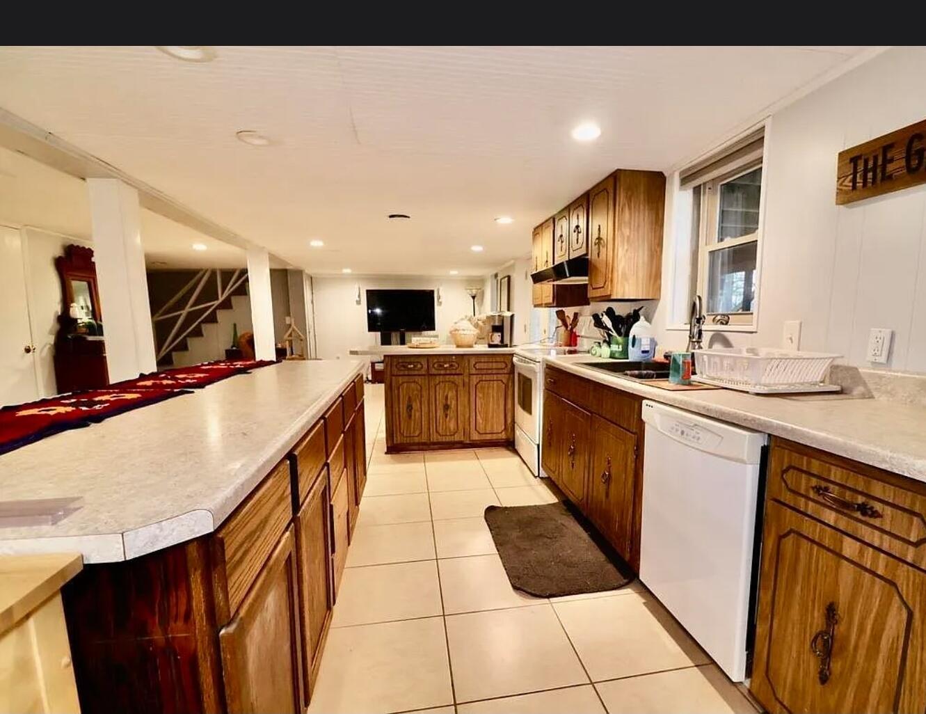 212 Cherry Bay Road Property Photo 22