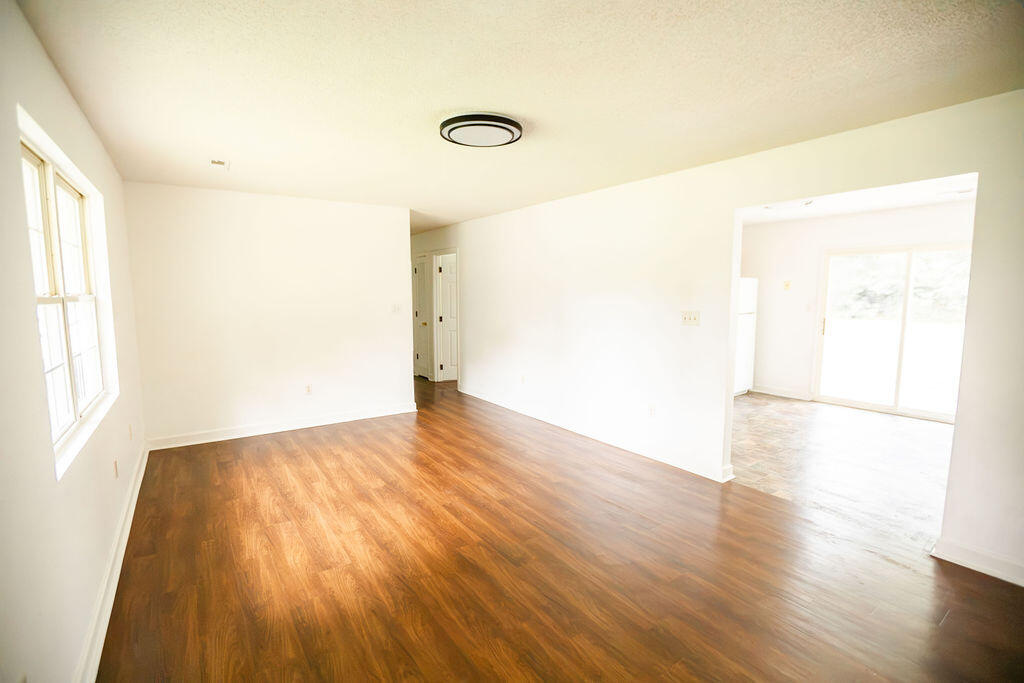 5339 Beechwood Drive Property Photo 3