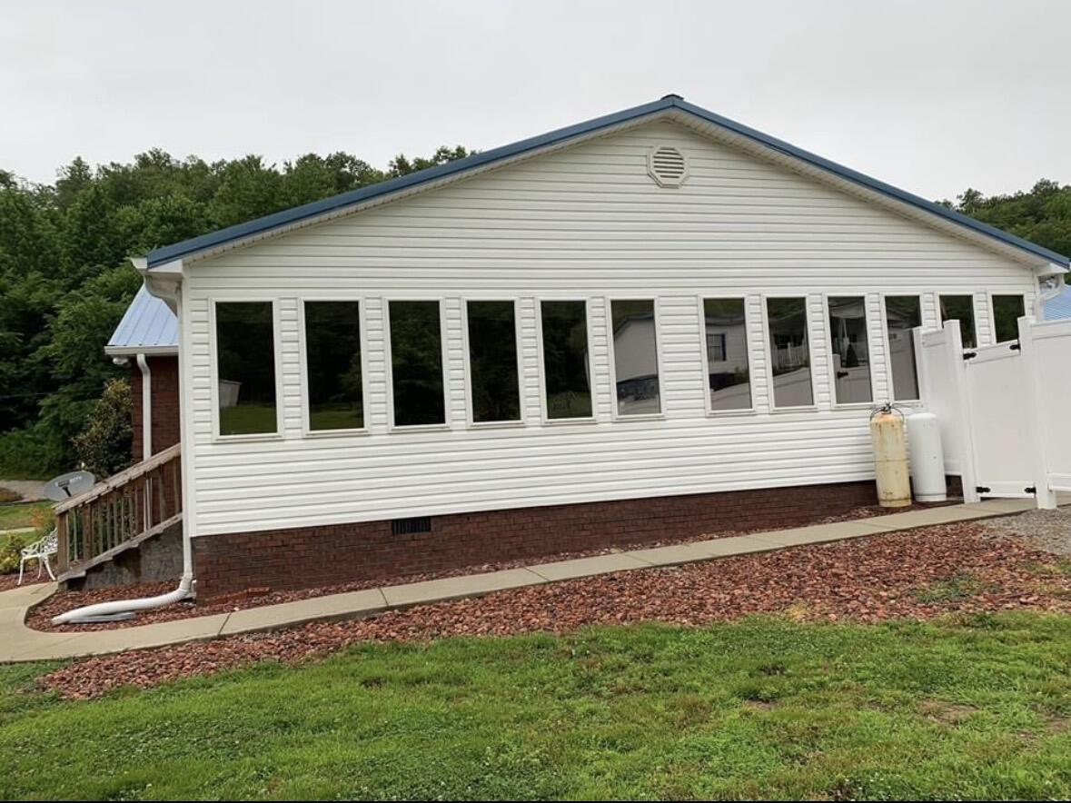 3947 Ky-638 Property Photo 2