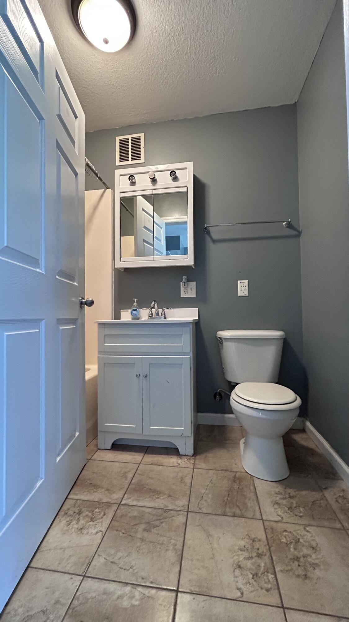 63 Green Valley Road Property Photo 15