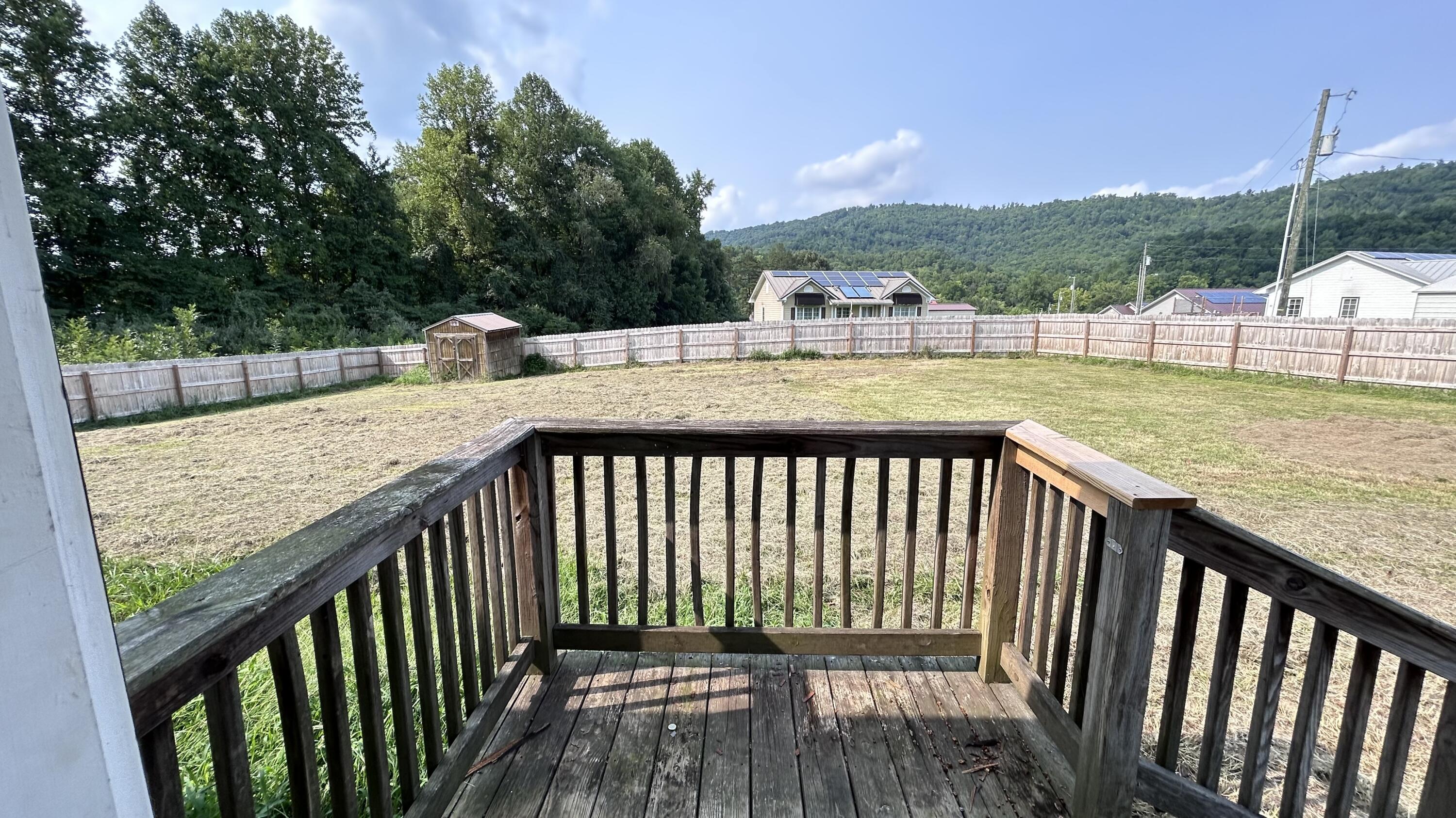 63 Green Valley Road Property Photo 27