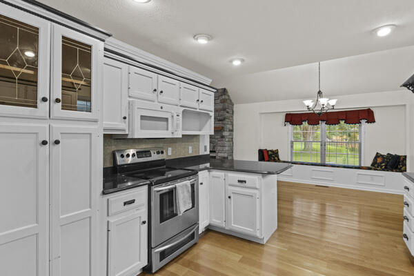 407 Winners Circle Property Photo 15