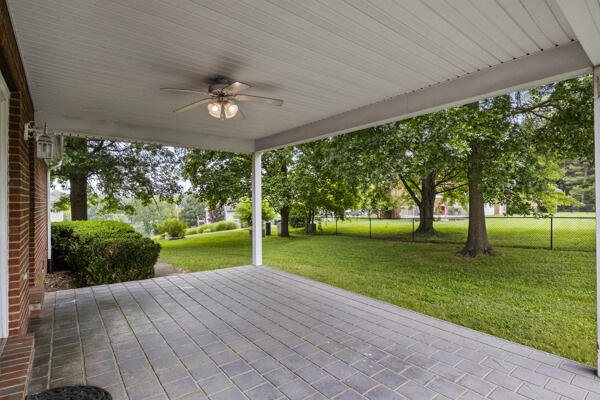 407 Winners Circle Property Photo 37