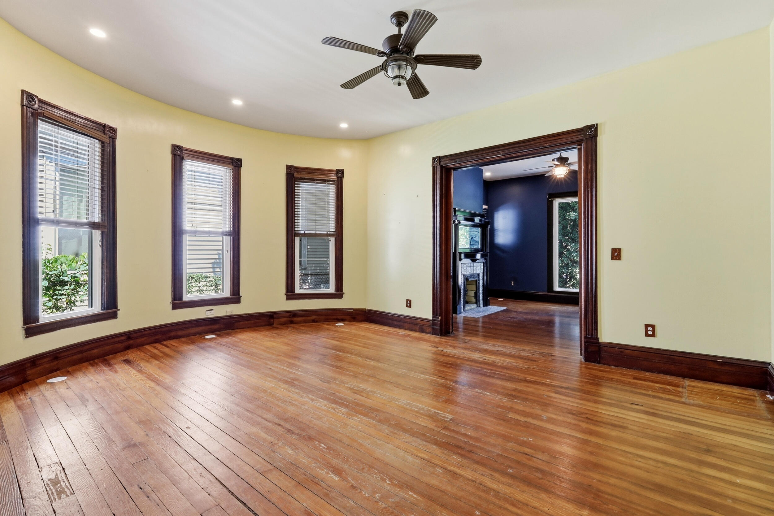 136 E Broadway Avenue Property Photo 17
