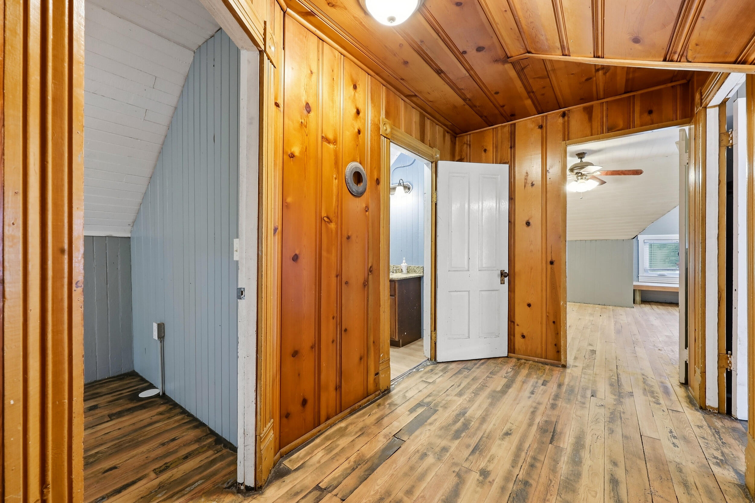 136 E Broadway Avenue Property Photo 27