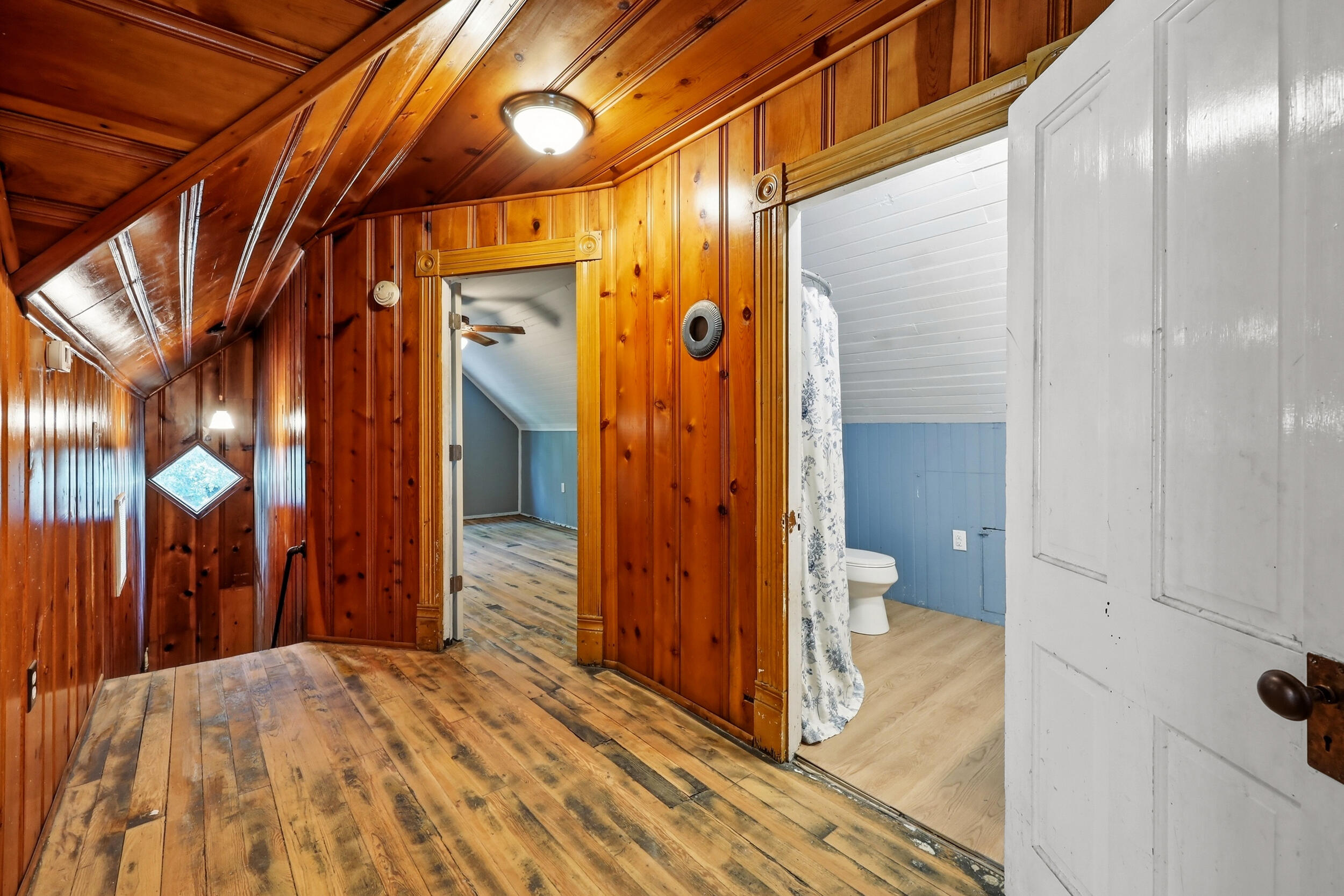 136 E Broadway Avenue Property Photo 28