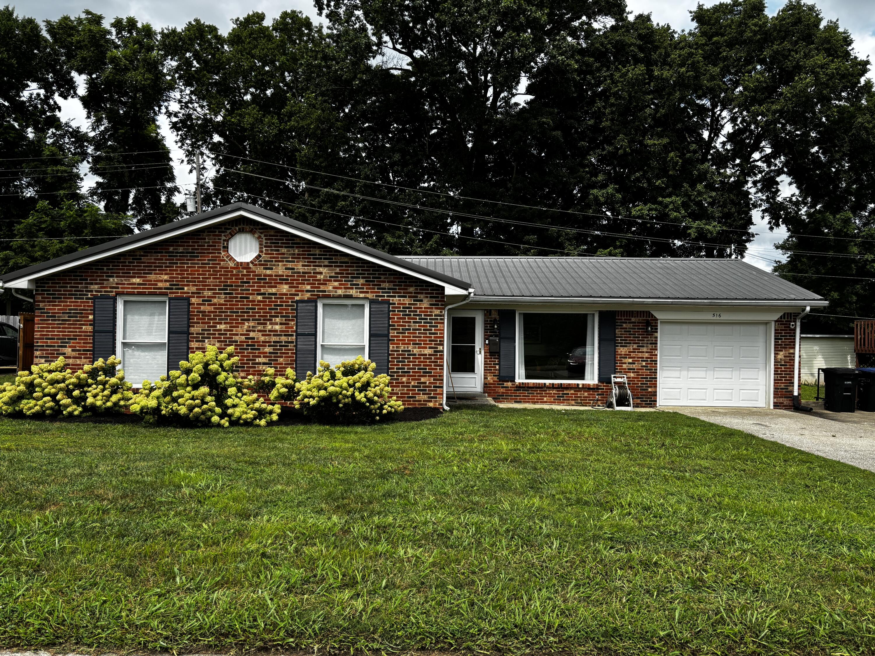 516 Poa Drive Property Photo 1