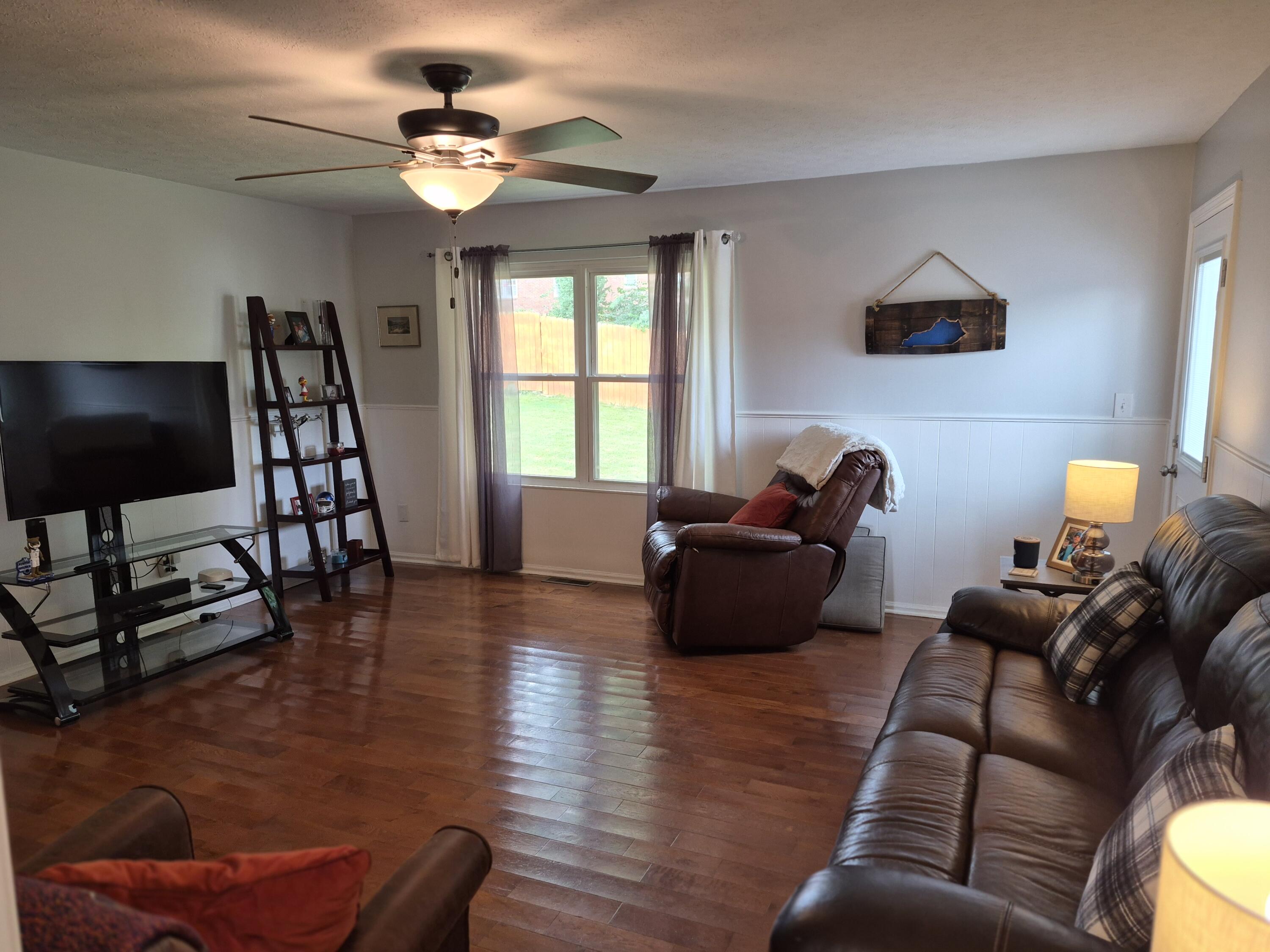516 Poa Drive Property Photo 10