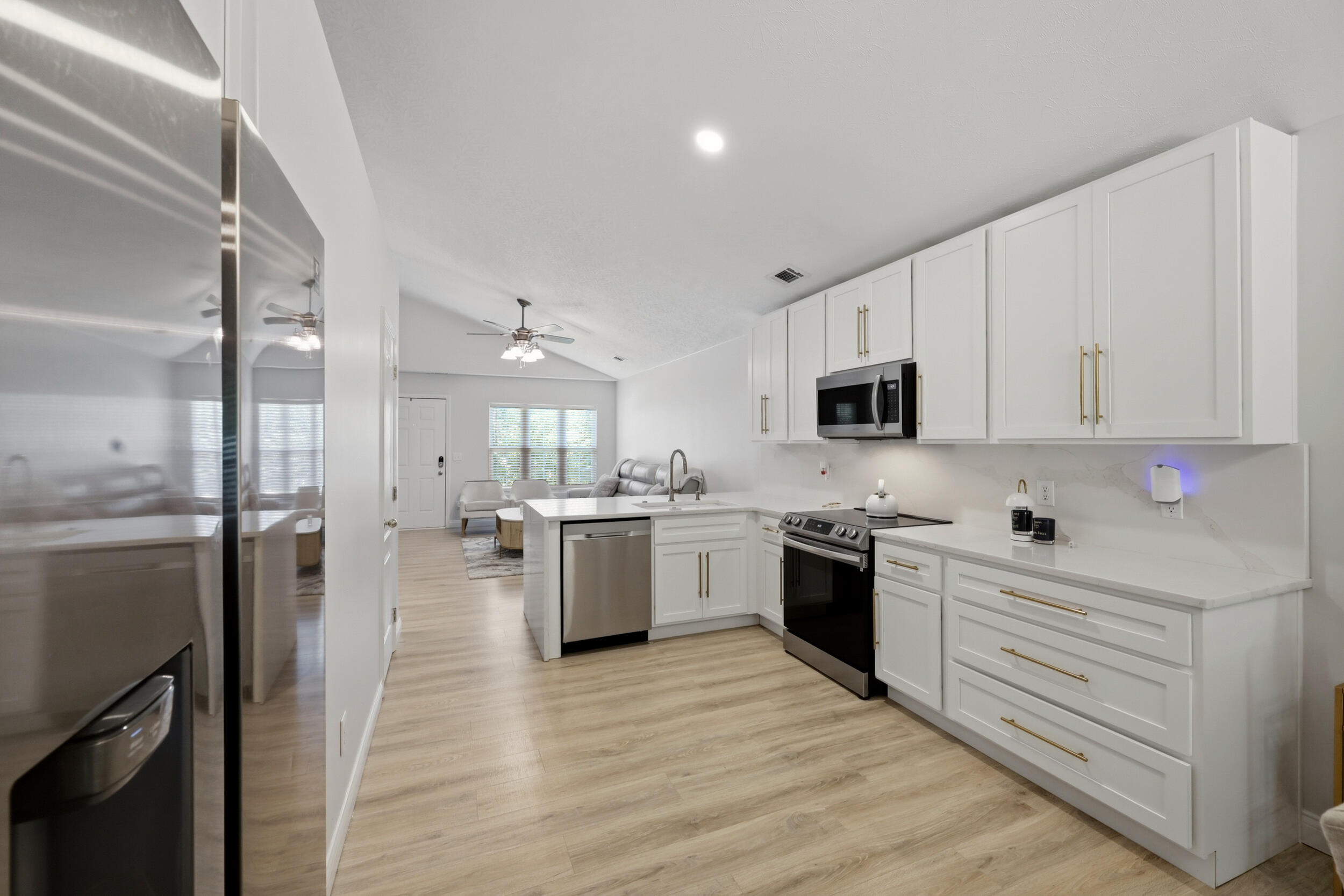 239 Baybrook Circle Property Photo 8